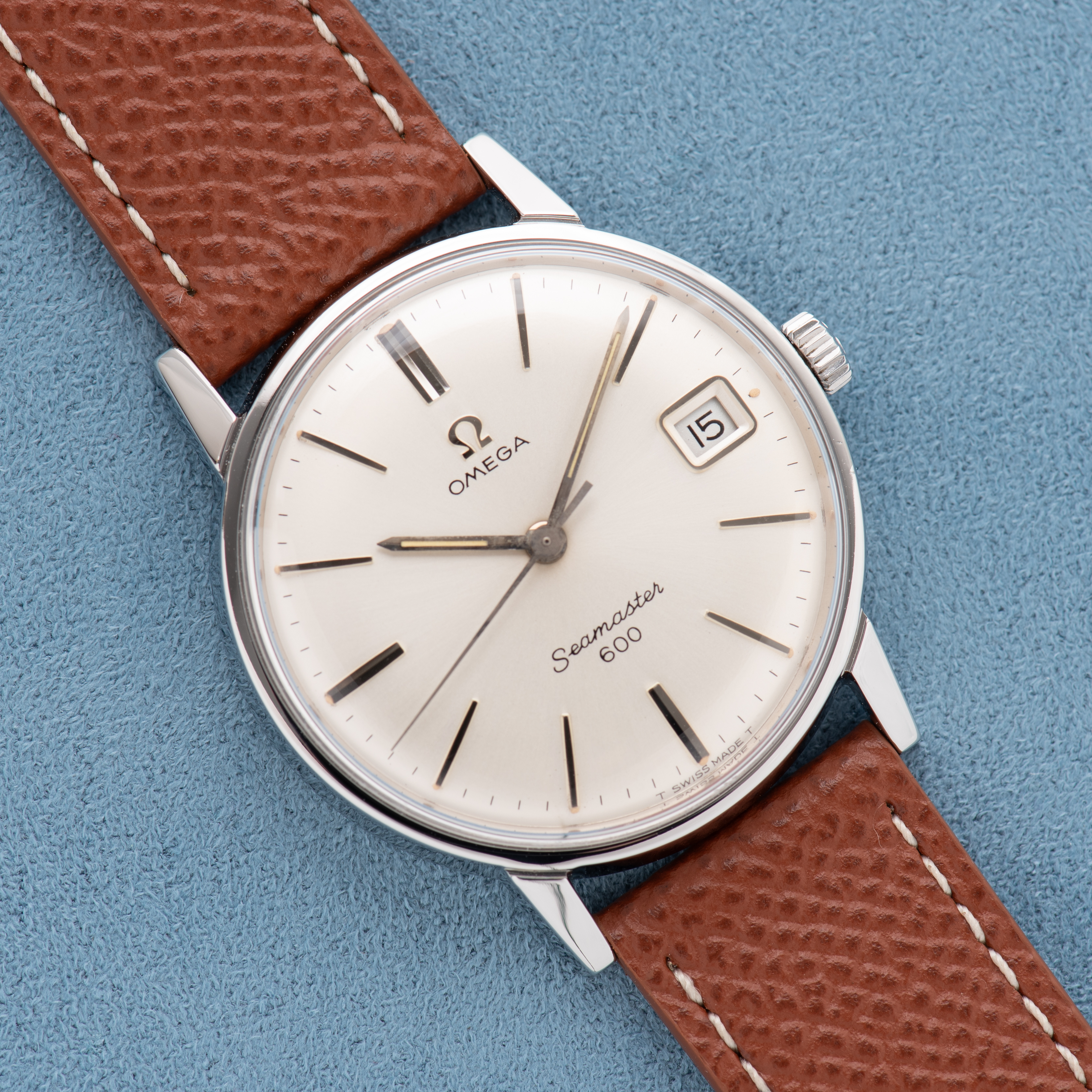 View of Omega Seamaster 600 date cal 611 from 1965 ref 136.011