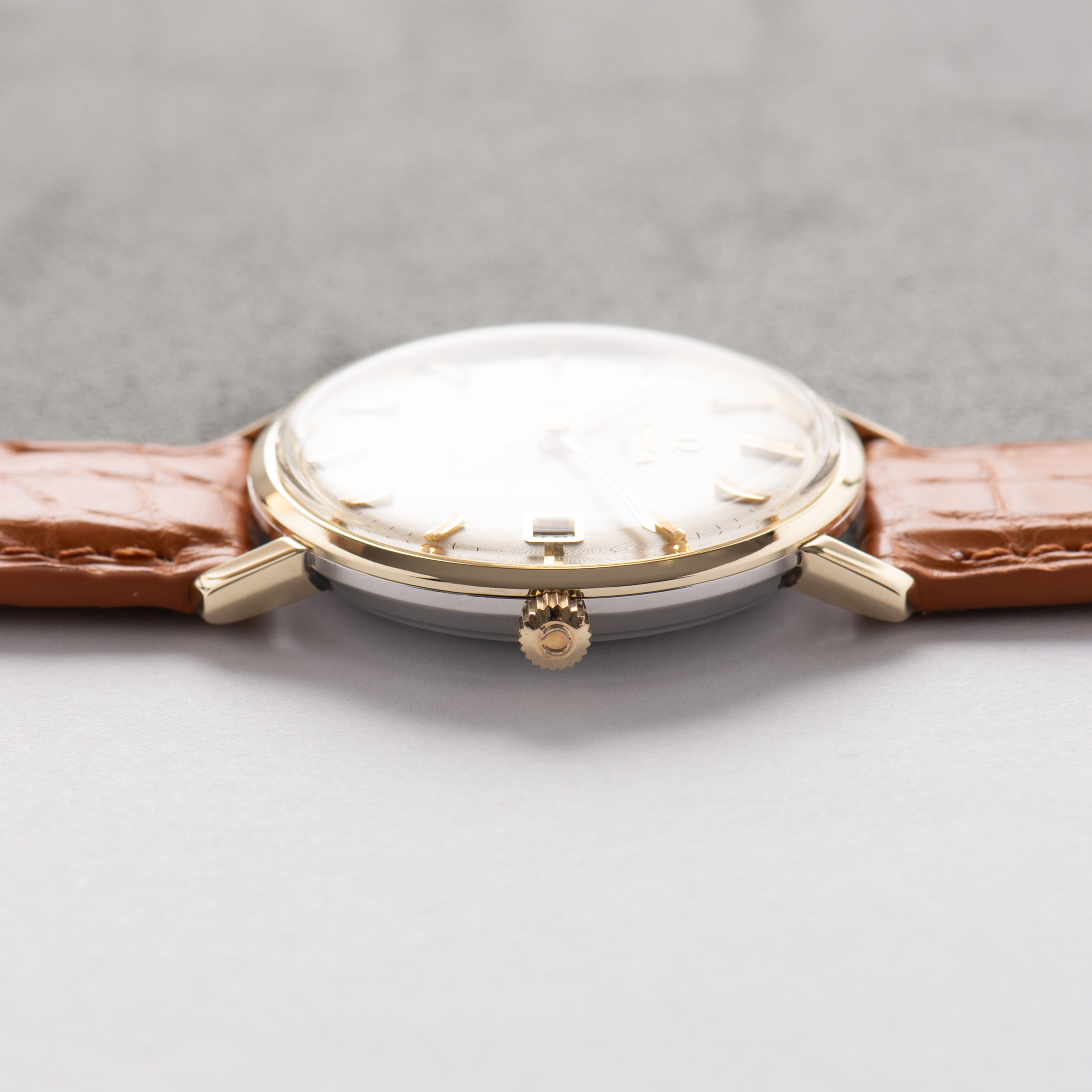 Vue de Omega Seamaster De Ville "Linen Dial" Crème Gold/Steel Réf 166.020 from 1963