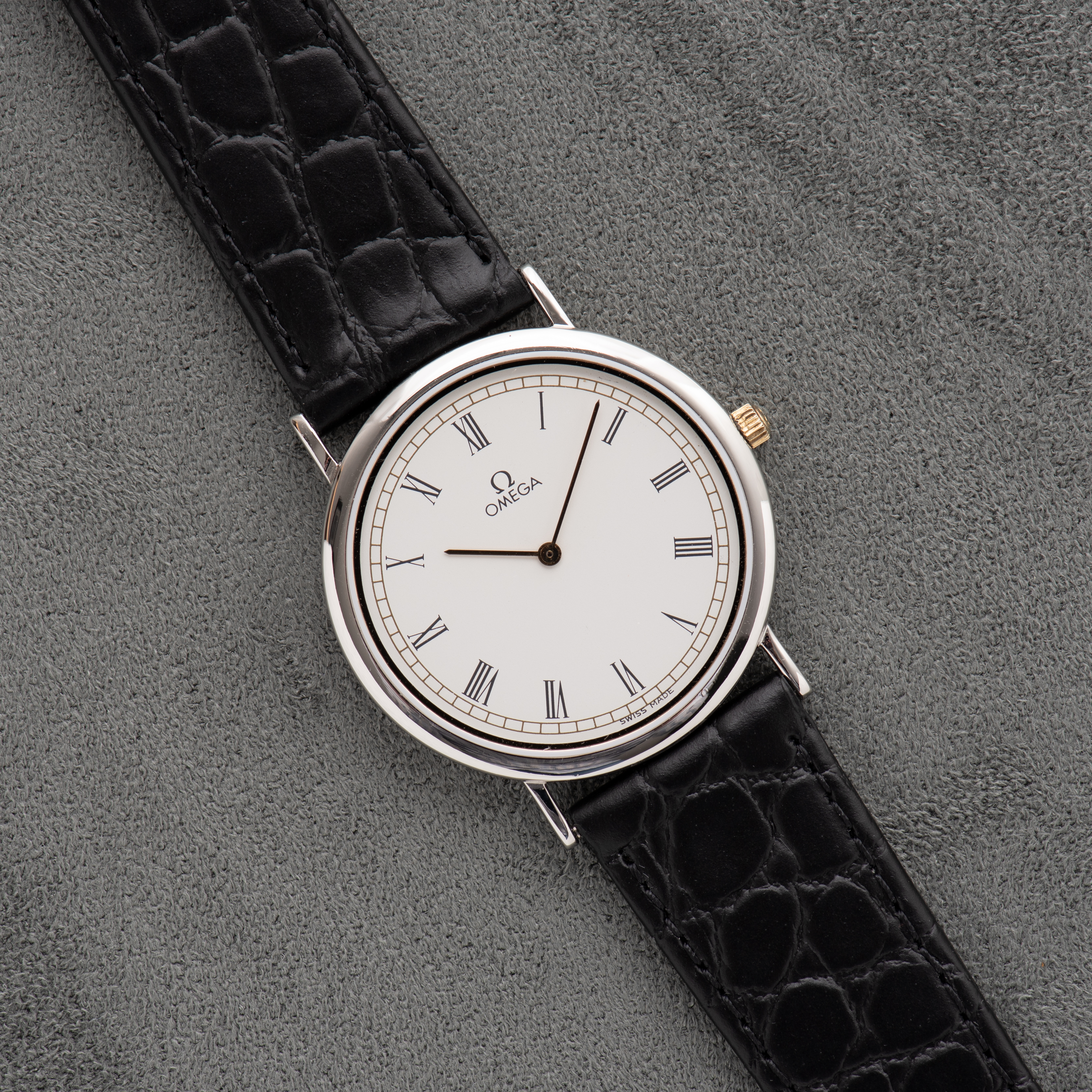 View of Omega Quartz White dial Roman numerals ref 195.0075 cal 1378