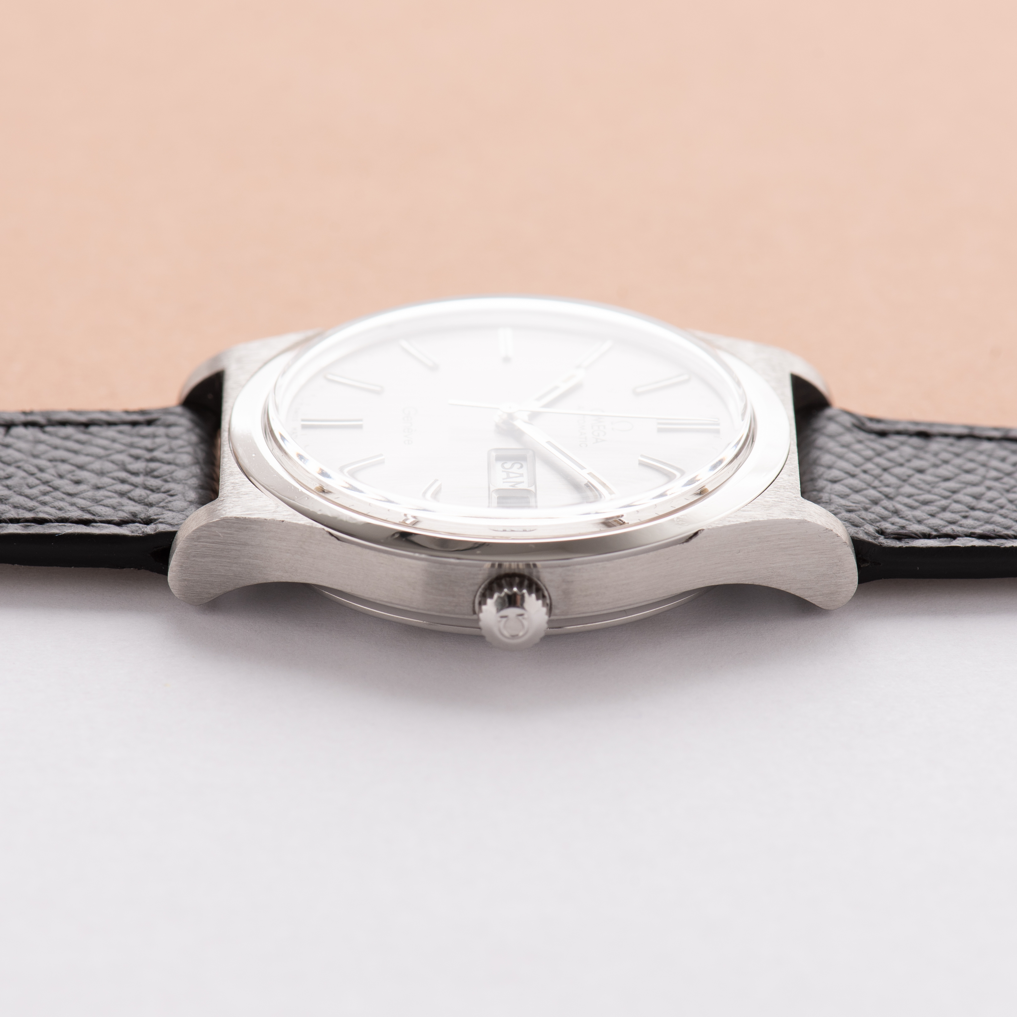 Vue de Omega Genève Day Date Automatic Cal 1022 Réf 166.0169 from 1975