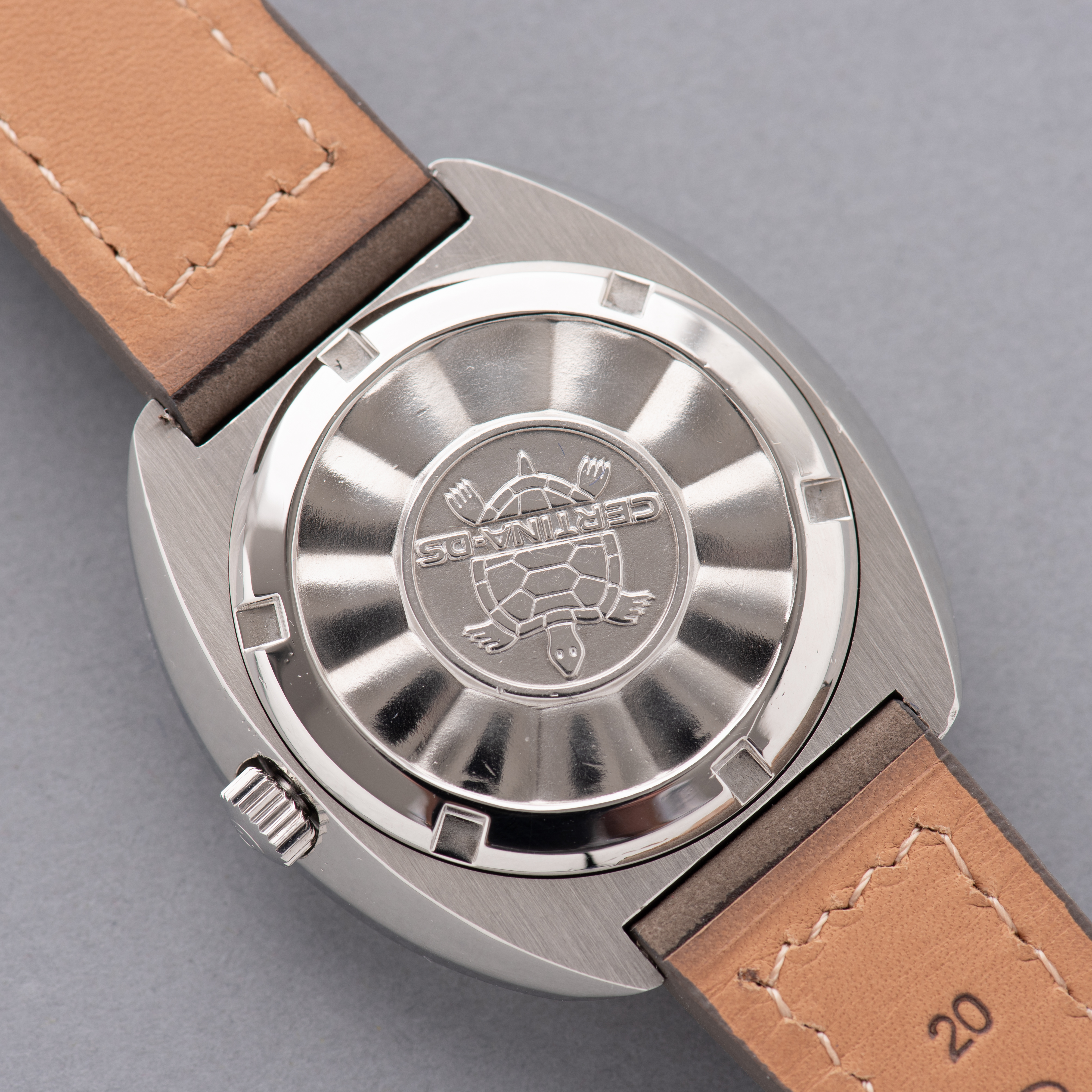 Vue de Certina Automatic DS 288 réf 346825 cal 25-681