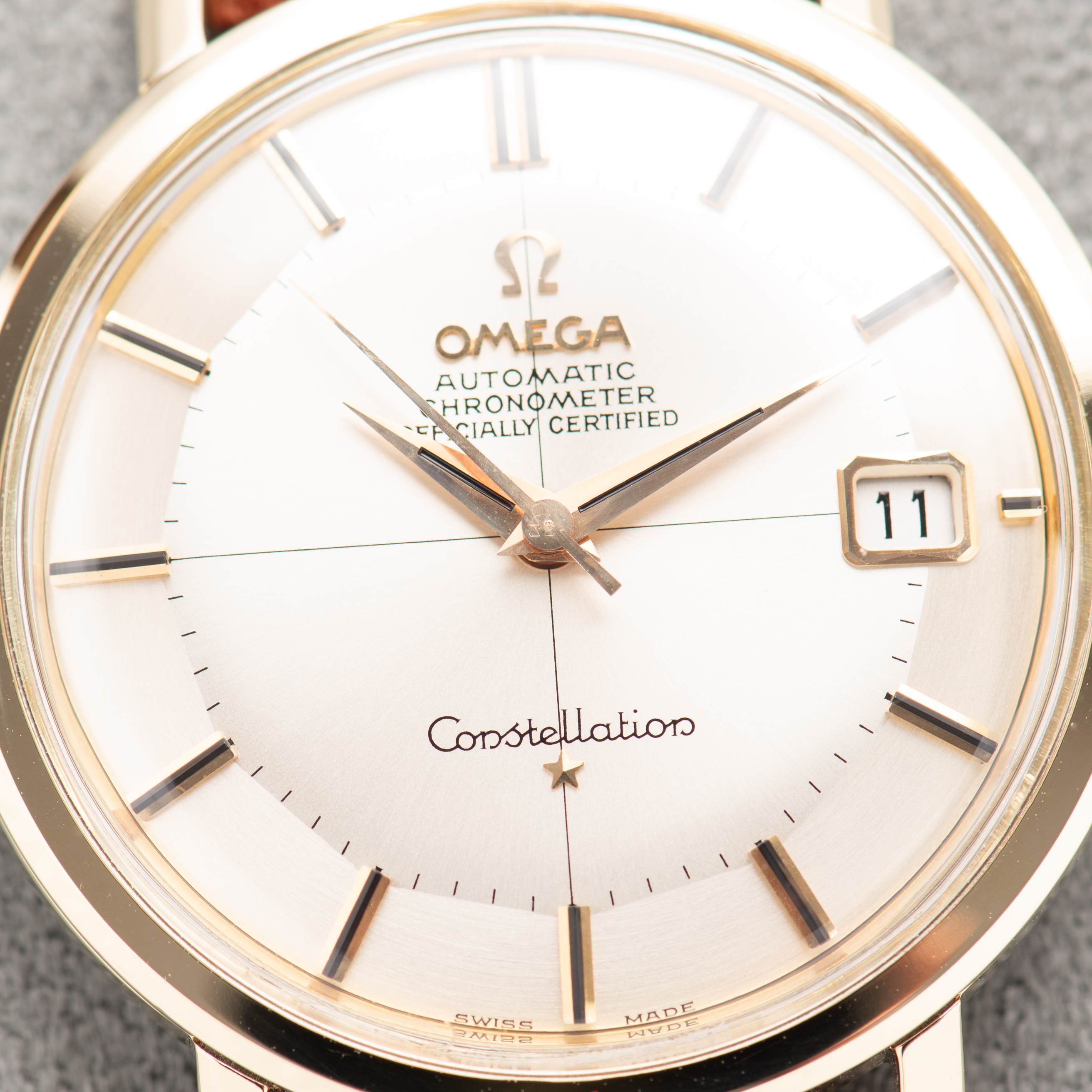 Zicht op Omega Automatic Chronometer Constellation Pie Pan Réf 168.004 from 1964