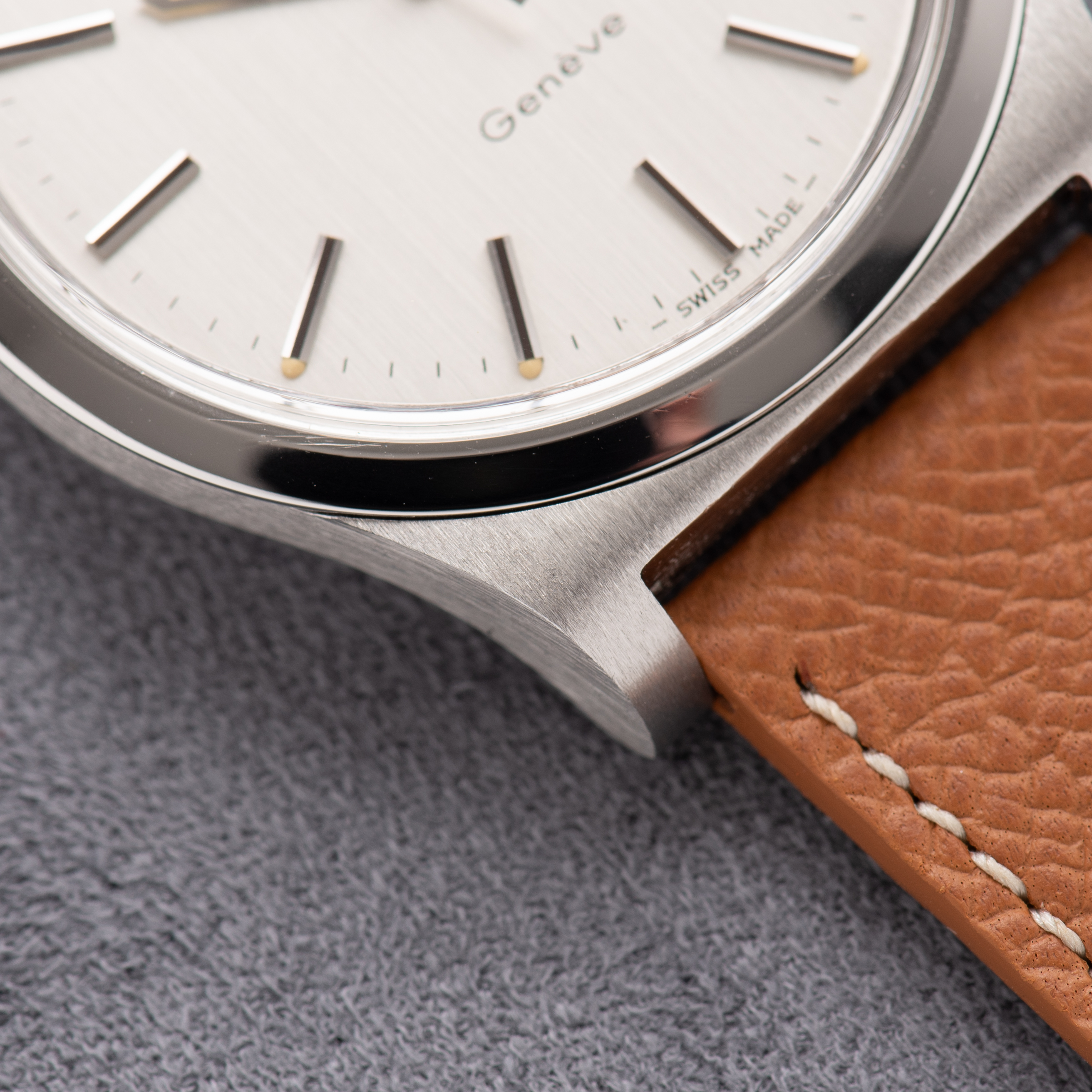 Zicht op Omega Geneva Datum Automatic Cal 1012 Ref 166.068 uit 1973