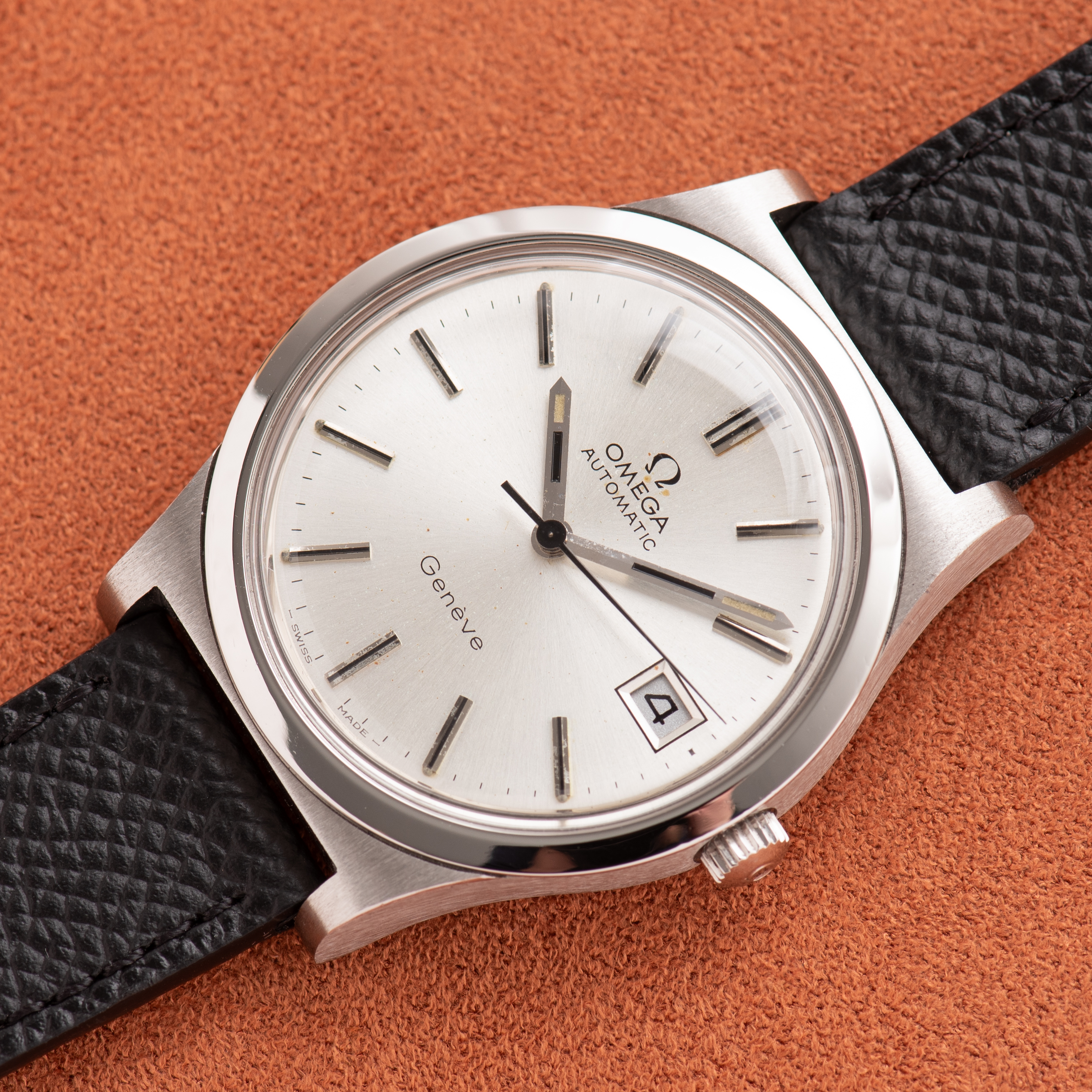 Vue de Omega Genève Date Automatic Cal 1012 Réf 166.0168 from 1973