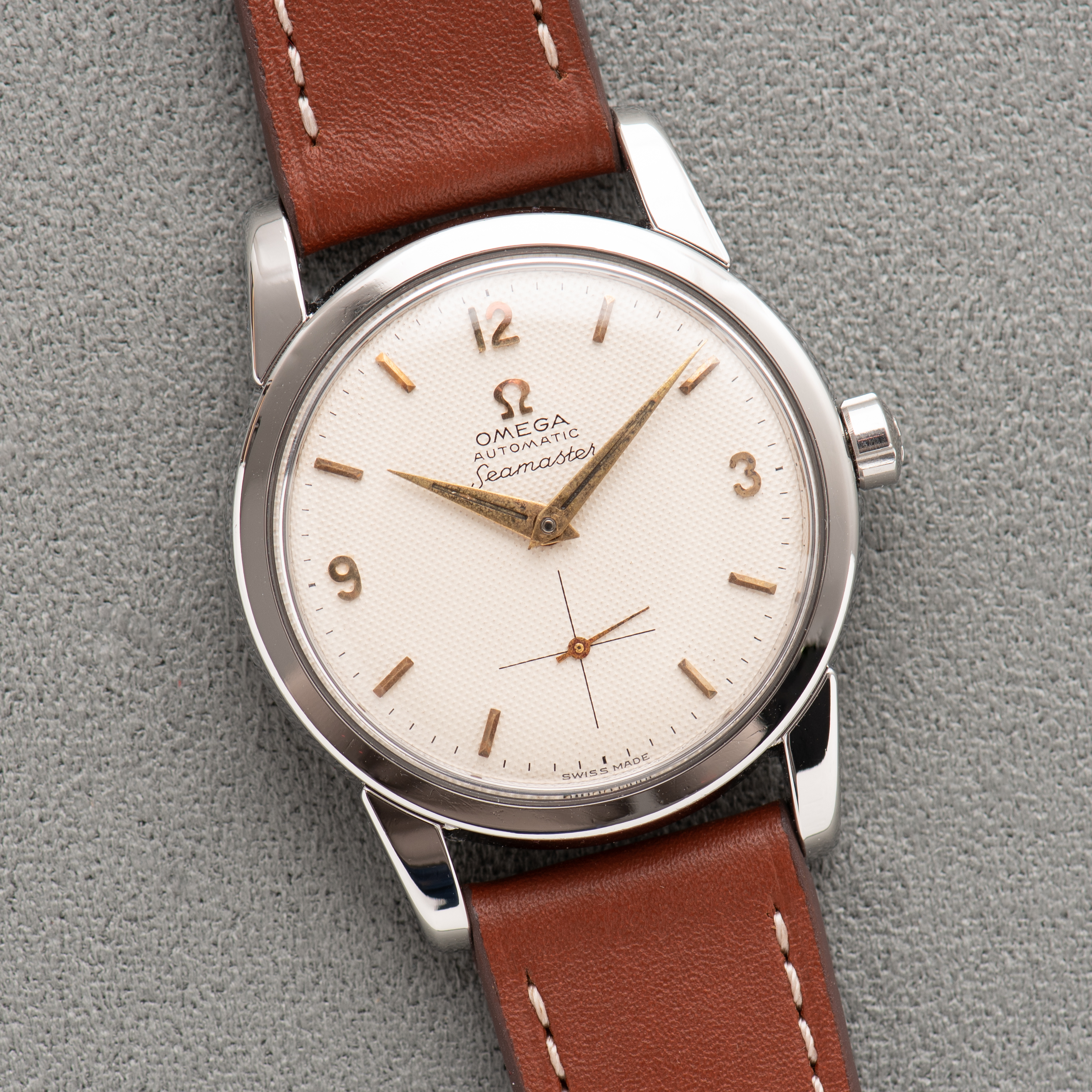 Zicht op Omega Automatic Seamaster HoneyComb Dial réf 2846 2 SC 2848 cal 491 from 1954