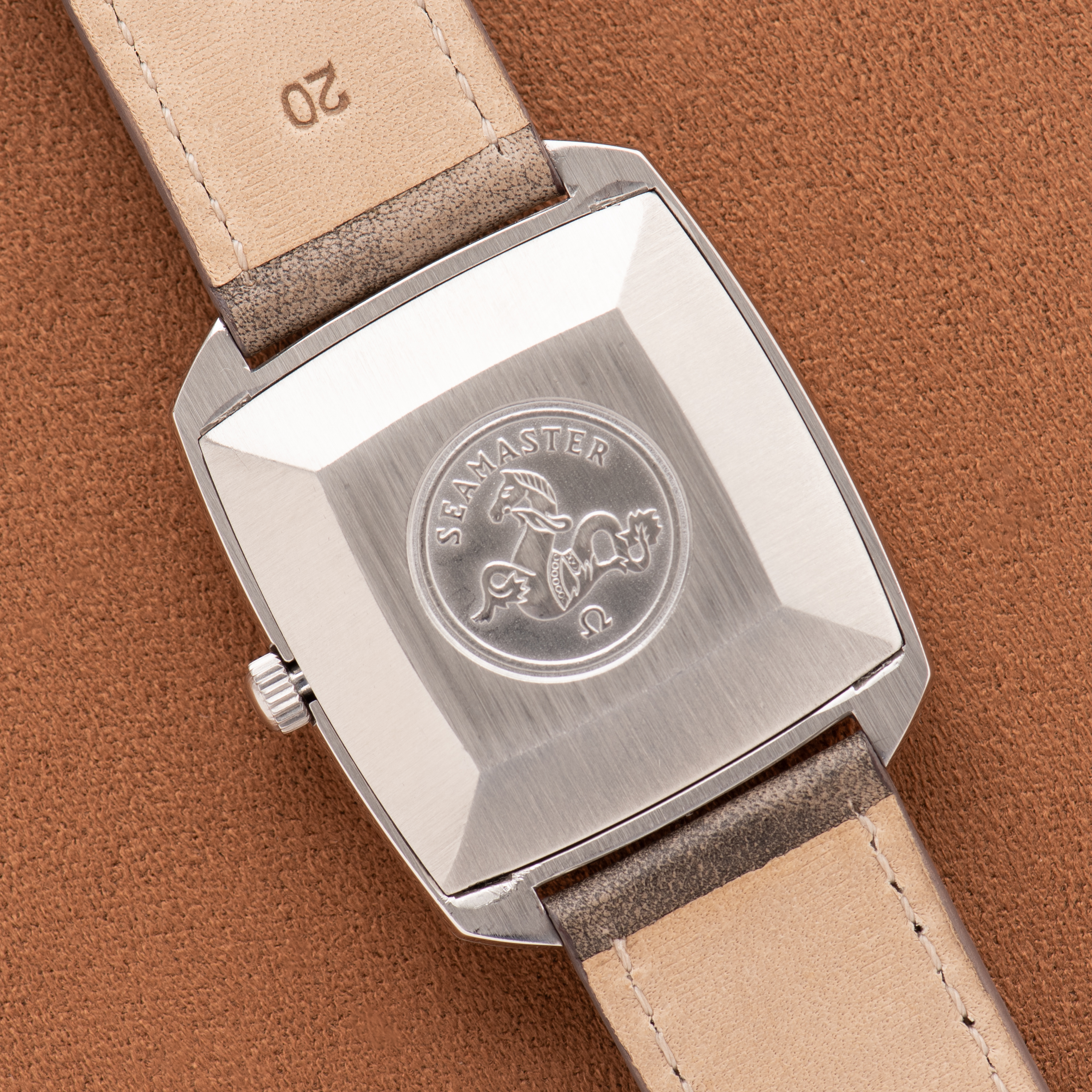 View of Omega Automatic Seamaster "Linen dial" Réf 166.042 11-70 from 1969