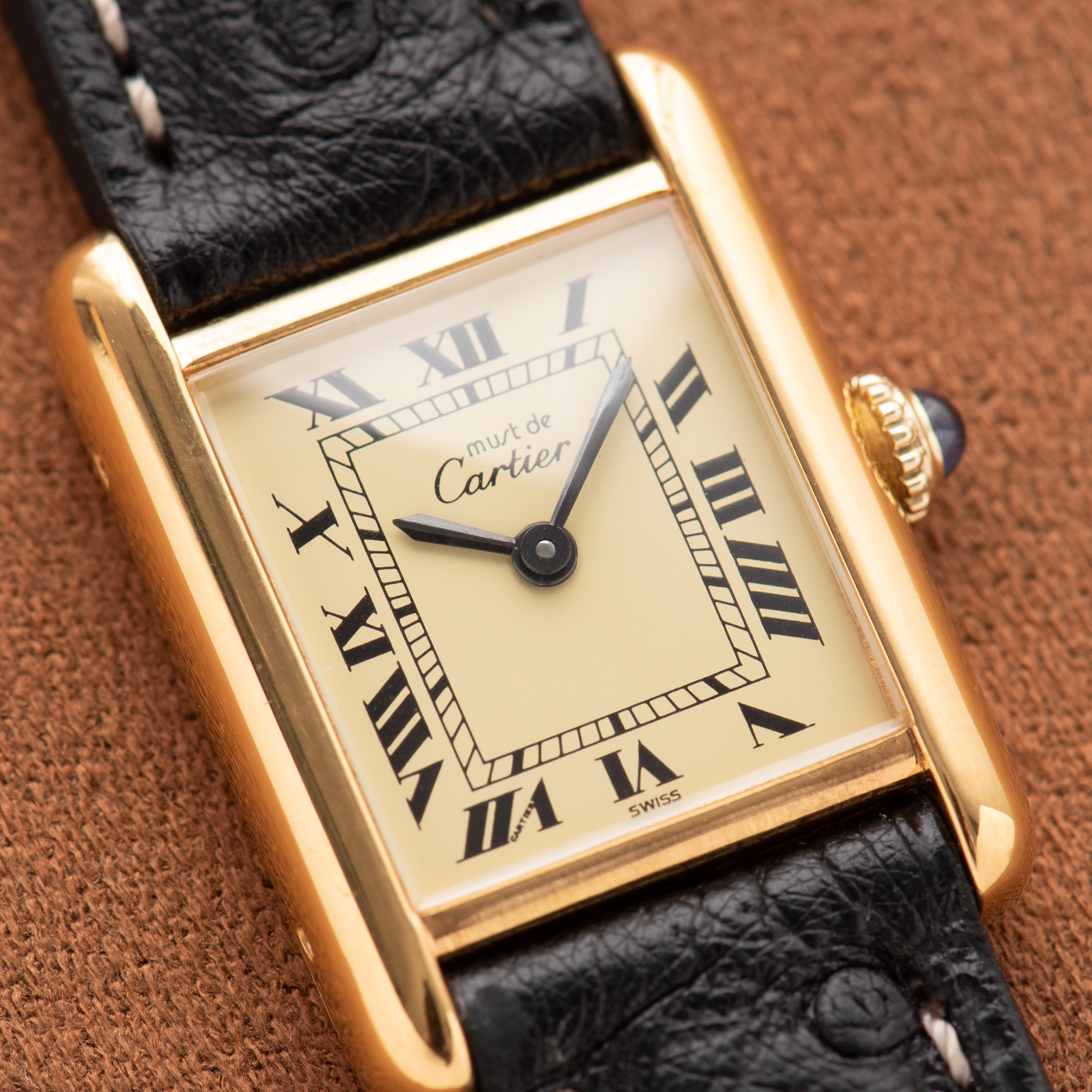 Zicht op Cartier Must by Tank Vermeil Roman Lemon Dial PM FULL SET van 1978