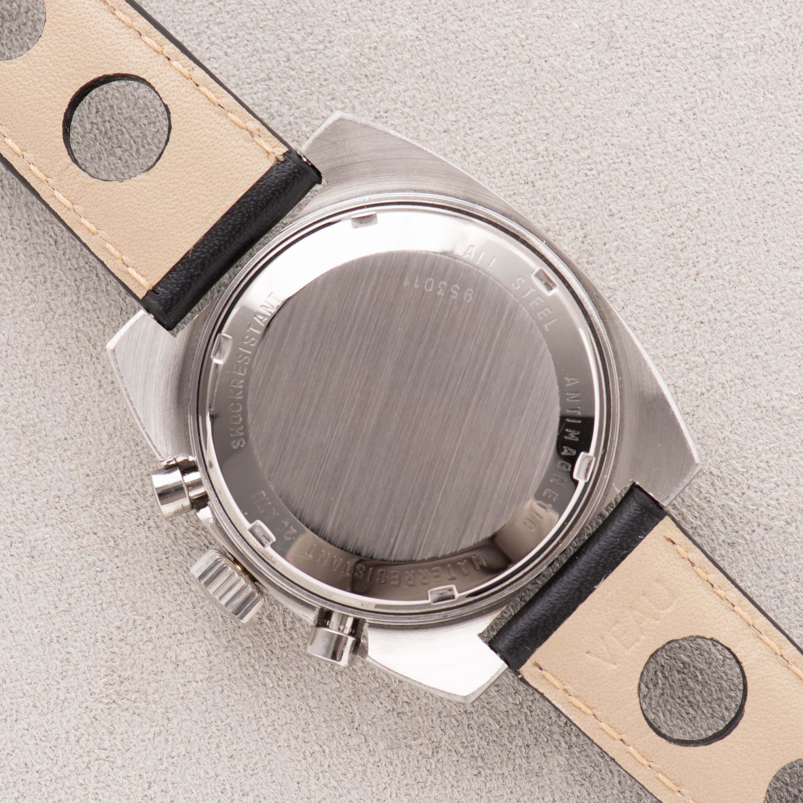 Zicht op BWC Swiss Incabloc Chronograph Valjoux 7733