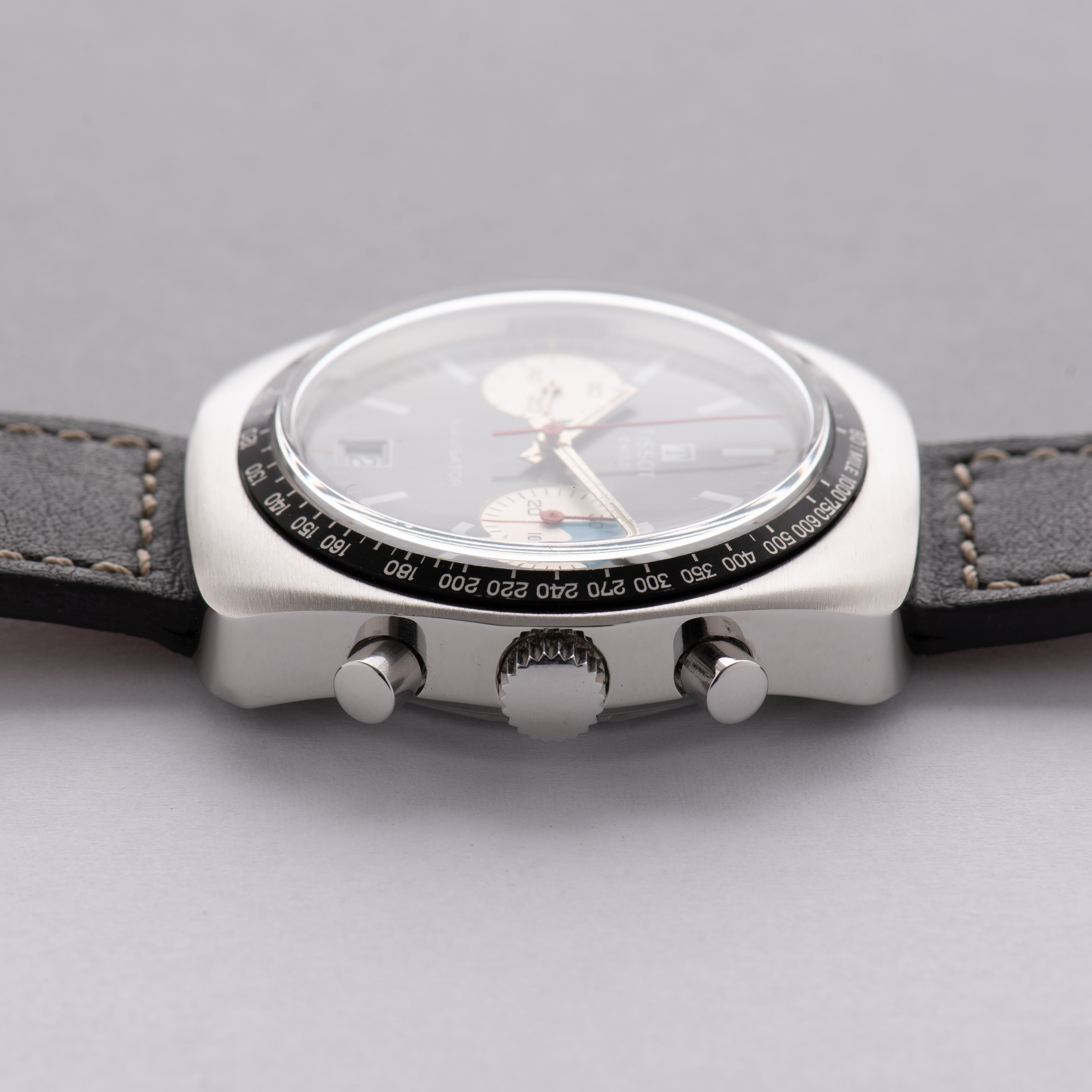 View of Tissot Swiss Navigator ref 40582 Valjoux 7734