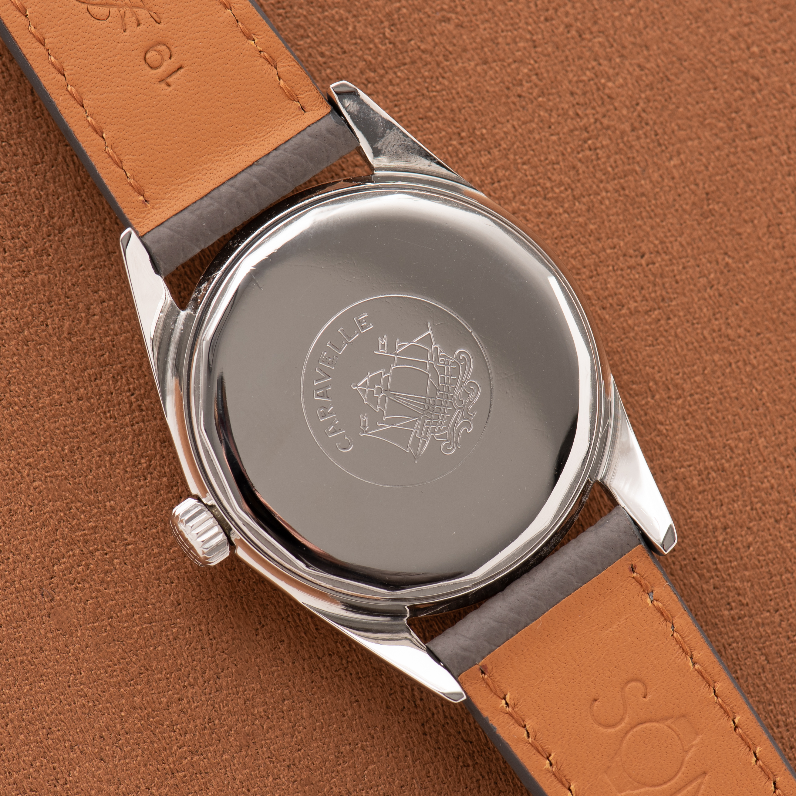 Vue de Olma Caravelle Automatic 25jewels Super Compressor "Twisted Lugs"