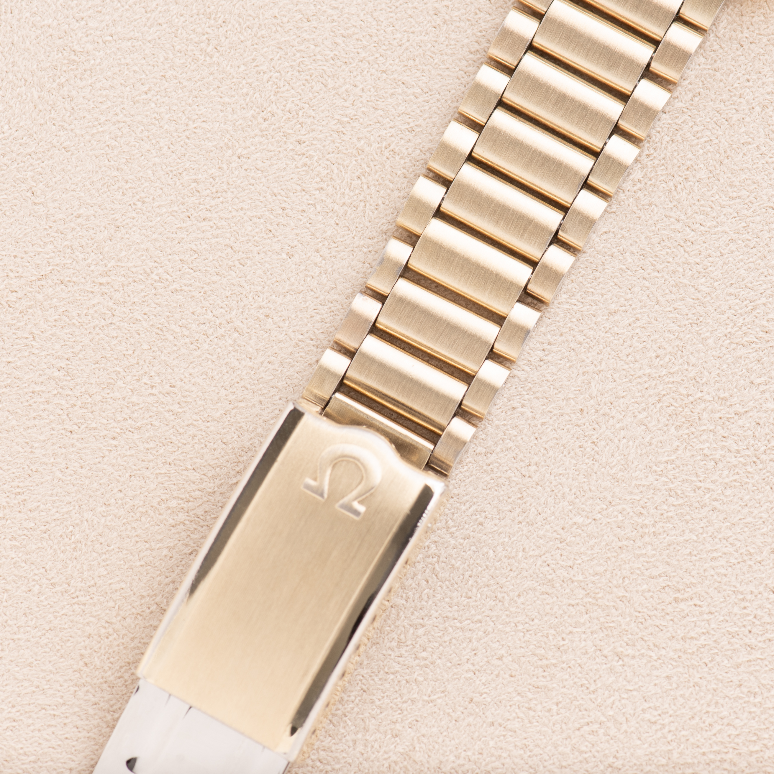 View of Omega Electronic F300 Hz Genève Chronometer Bordeaux Dial Ref 198.030 from 1972