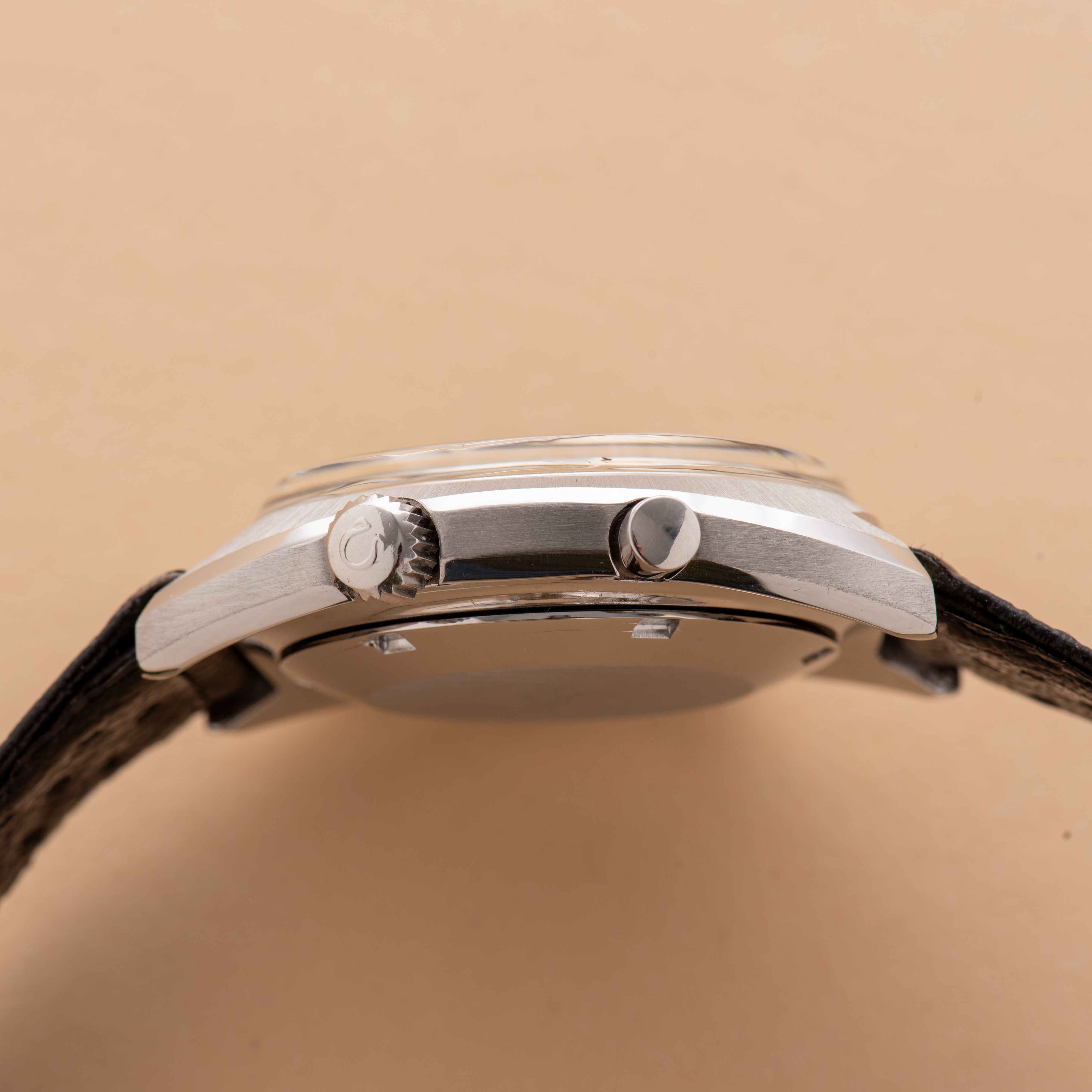 View of Omega Chronostop Seamaster cal 865 réf 145.008 from 1967