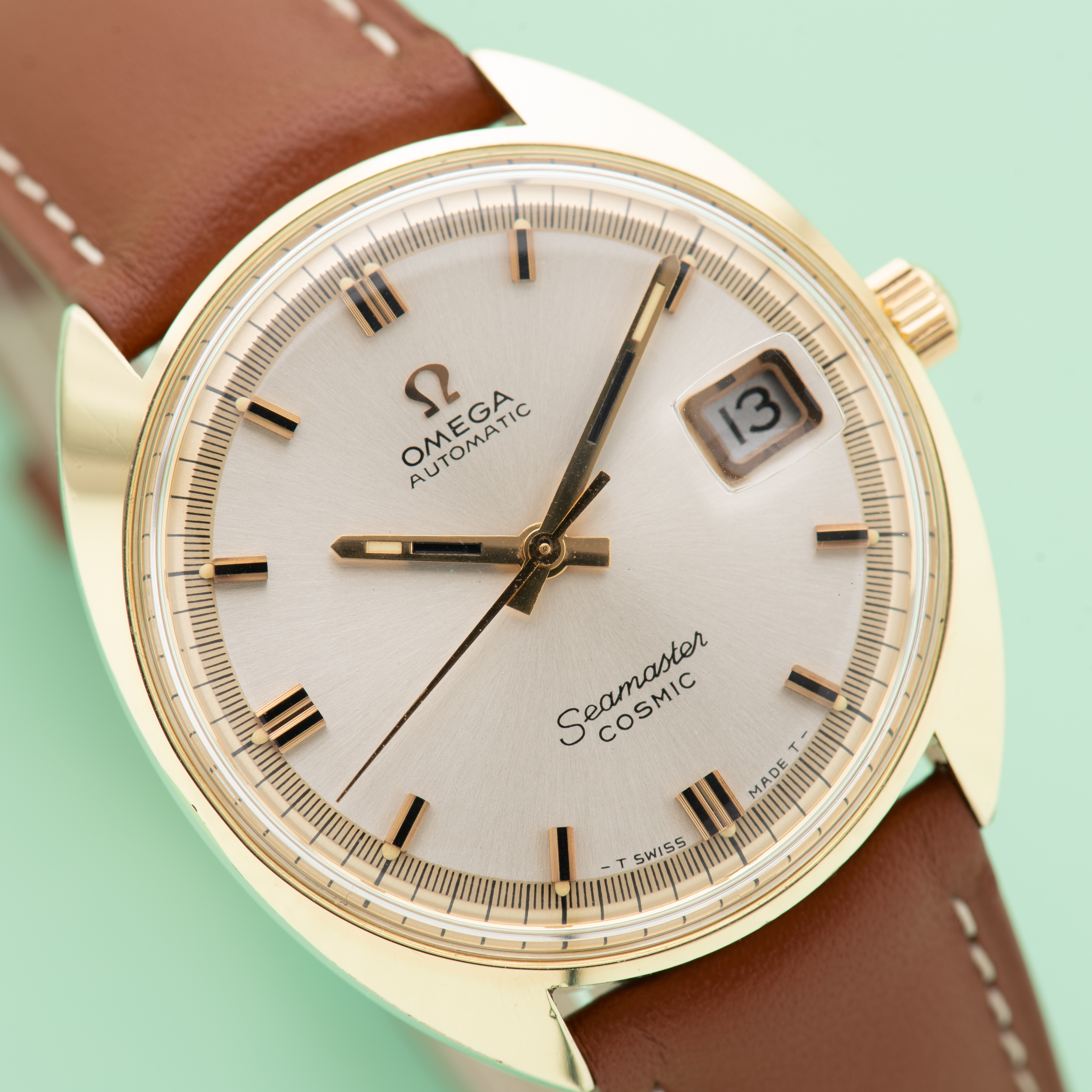 View of Omega Automatic Seamaster Cosmic réf 166.026 from 1968