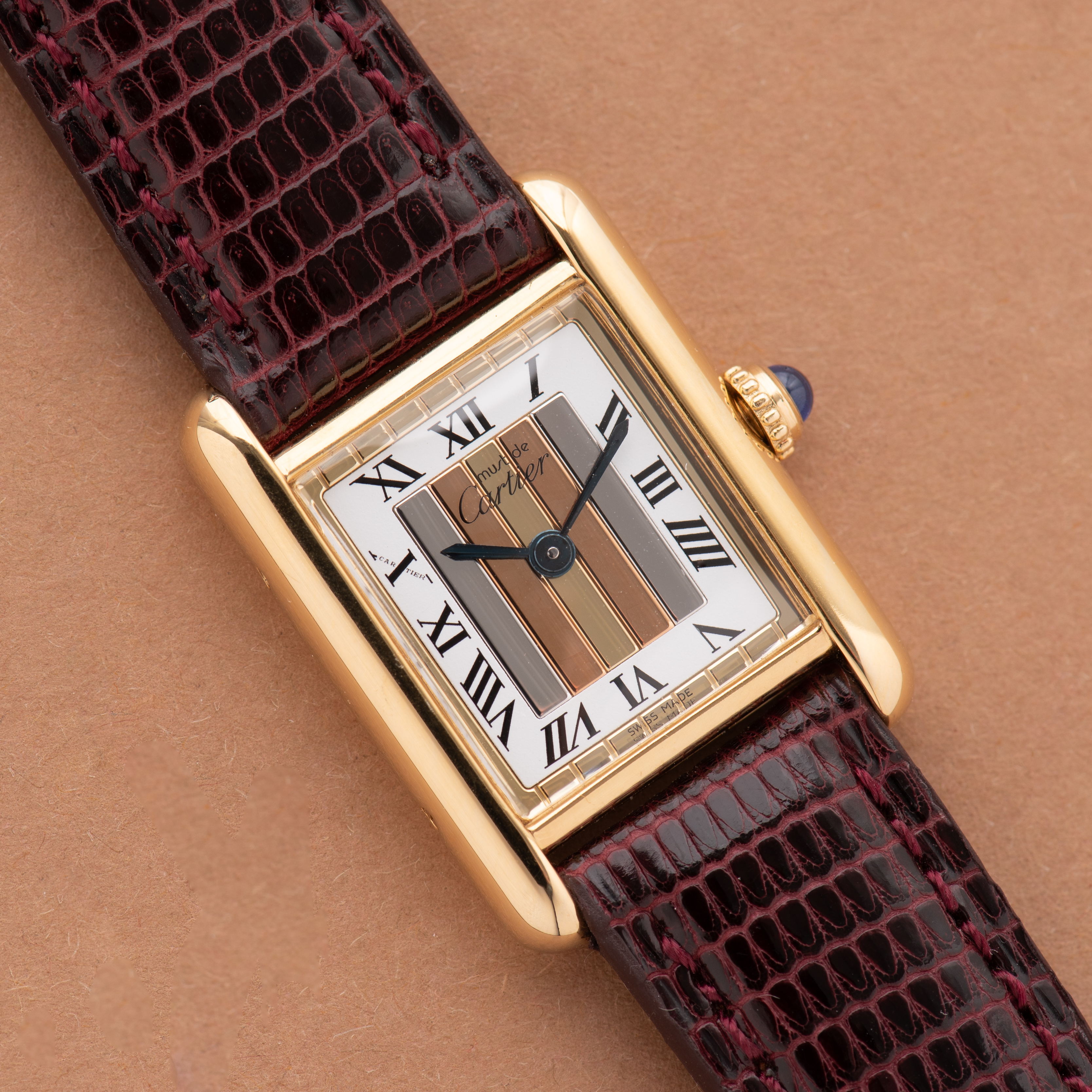 Vue de Cartier Tank De Must Vermeil PM Trinity dial from 1980-90