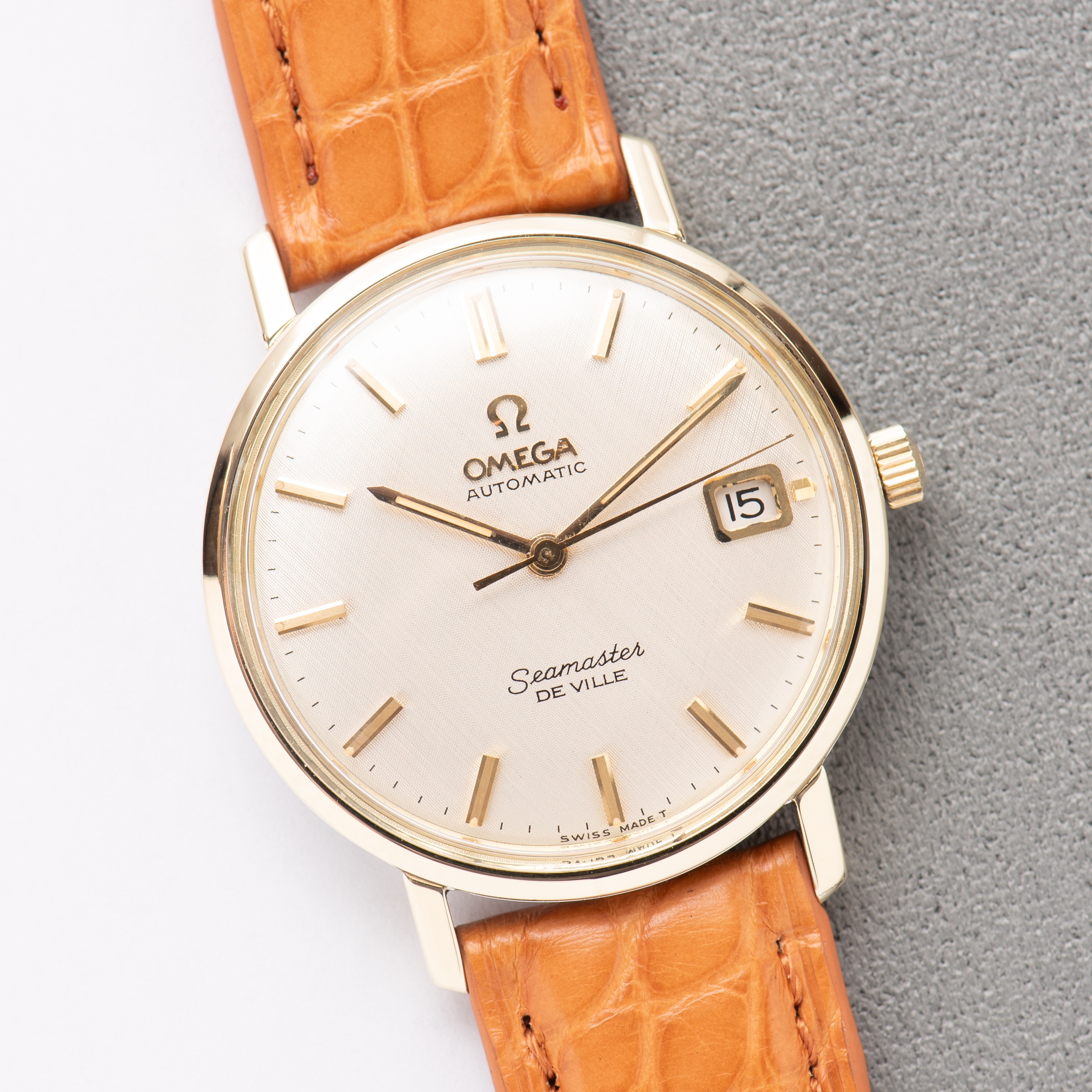 Vue de Omega Seamaster De Ville "Linen Dial" Crème Gold/Steel Réf 166.020 from 1963