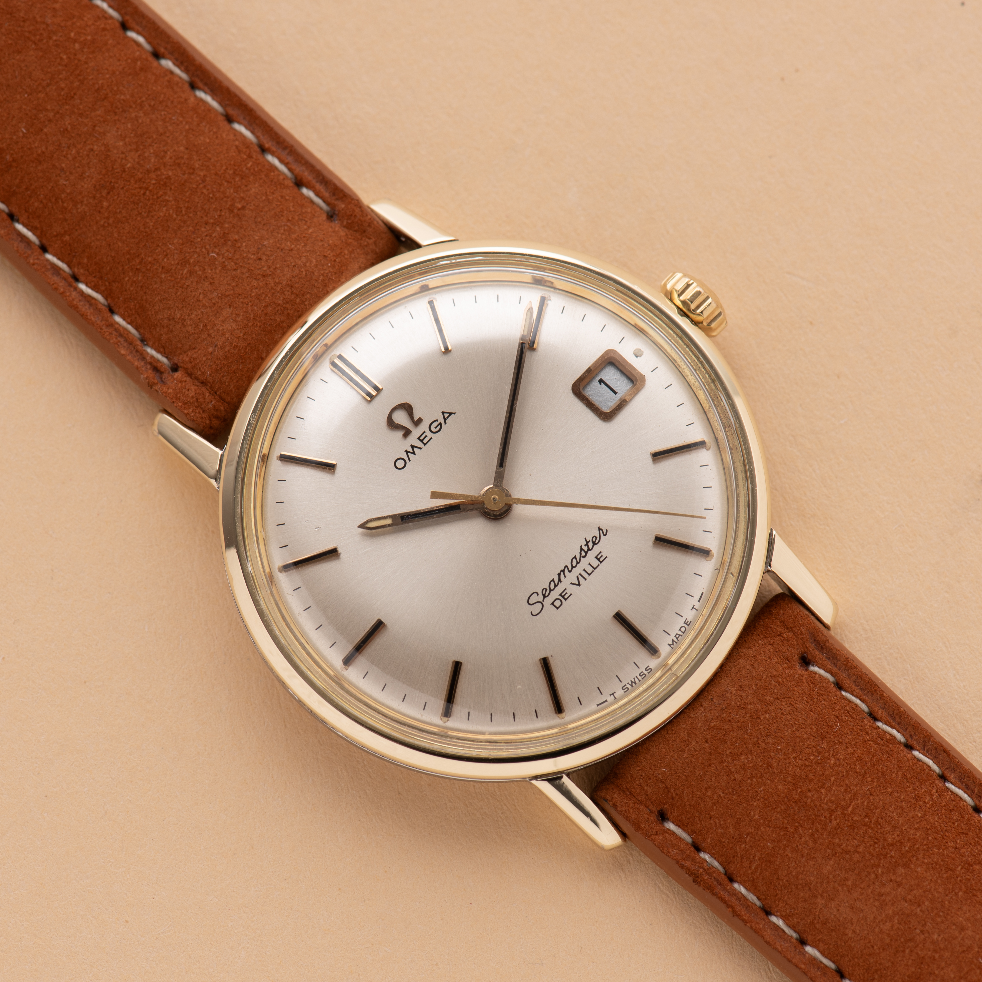 Zicht op Omega Seamaster De Ville Date Gold/Steel Réf 136.020 from 1968