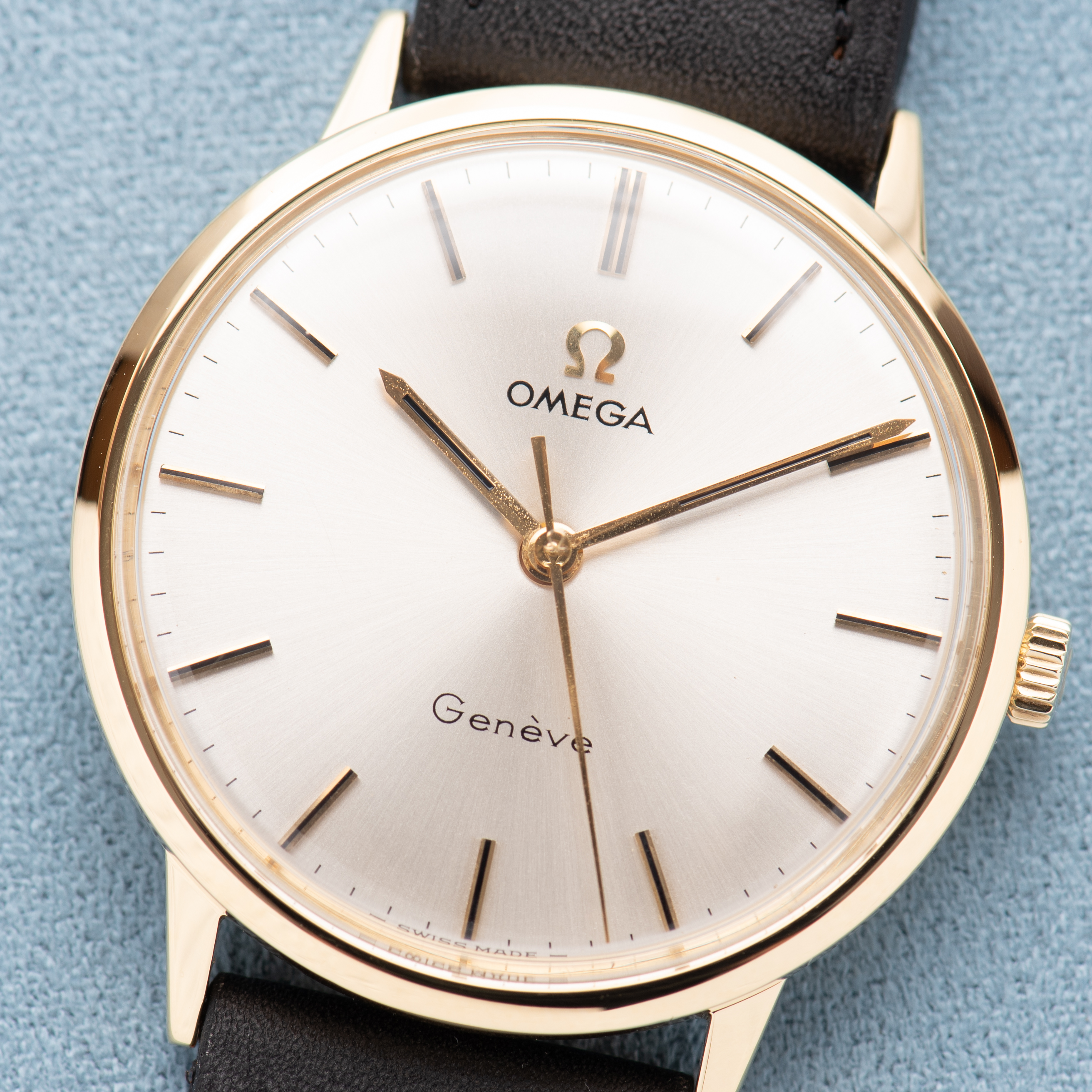 View of Omega Geneva Dress Watch 18K Yellow Gold – Ref. 131.041 – 1969