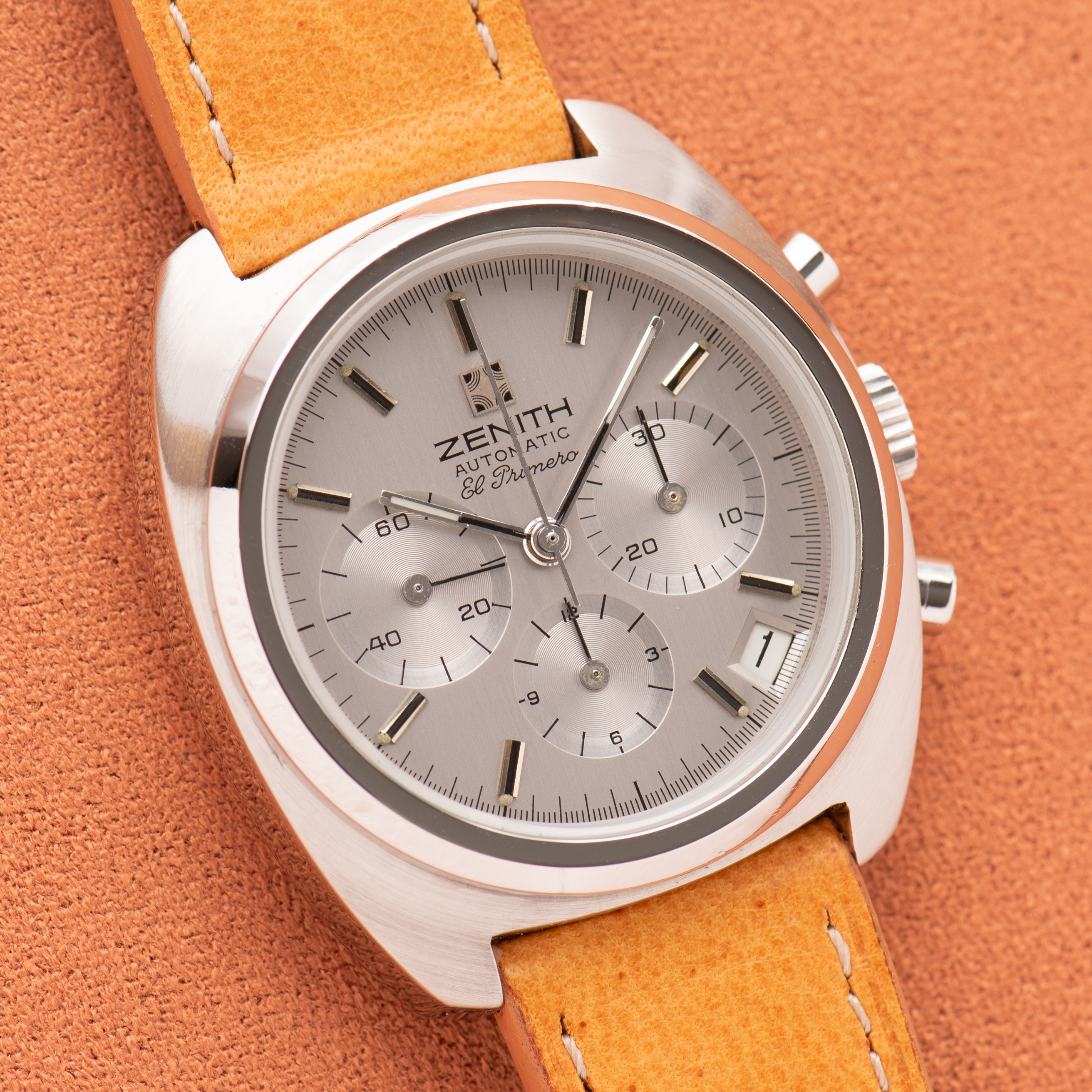 View of Zenith El Primero Chronograph Cal 3019 Réf 01.0210.415 from 1970