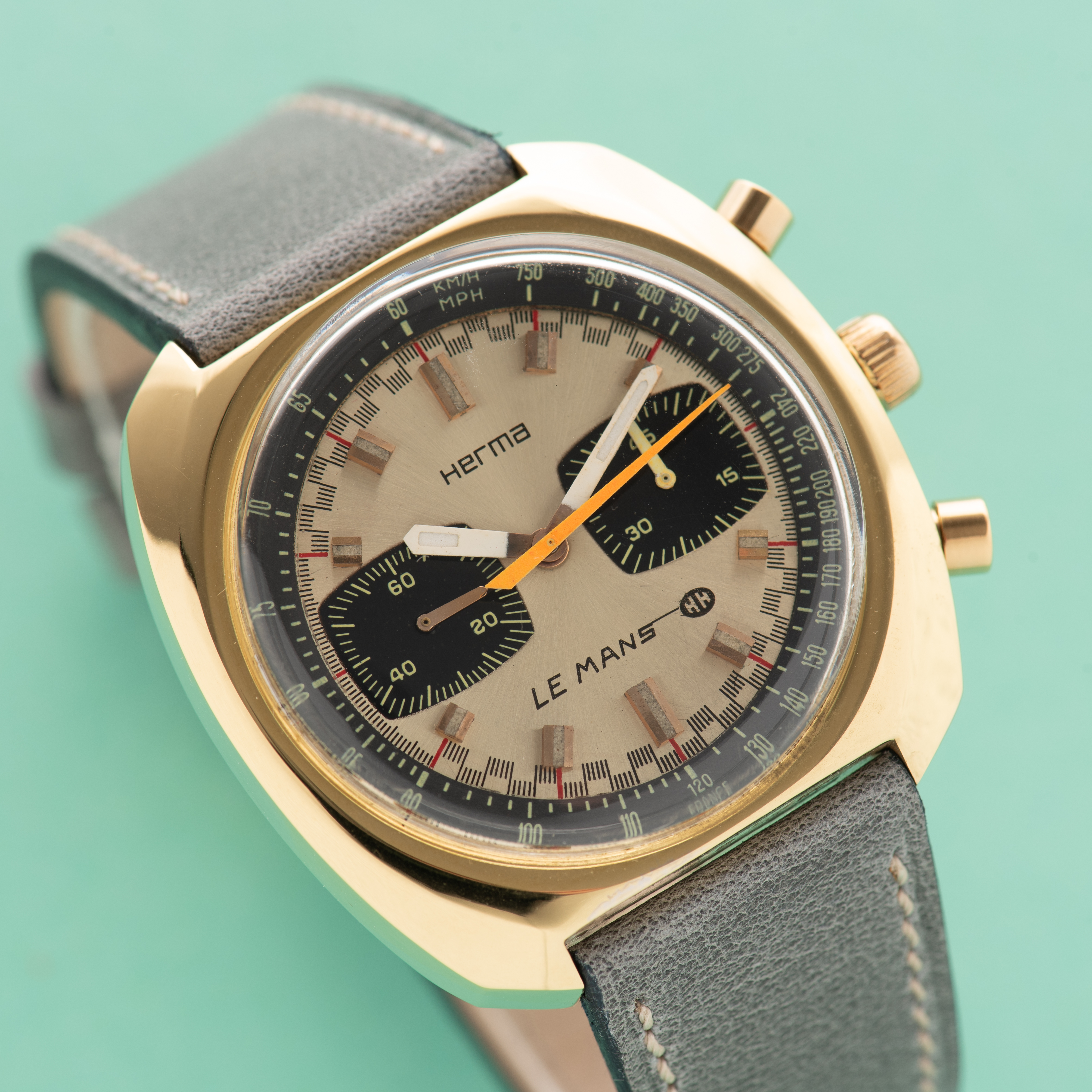 Vue de Herma Le Mans Chronographe Valjoux 7733