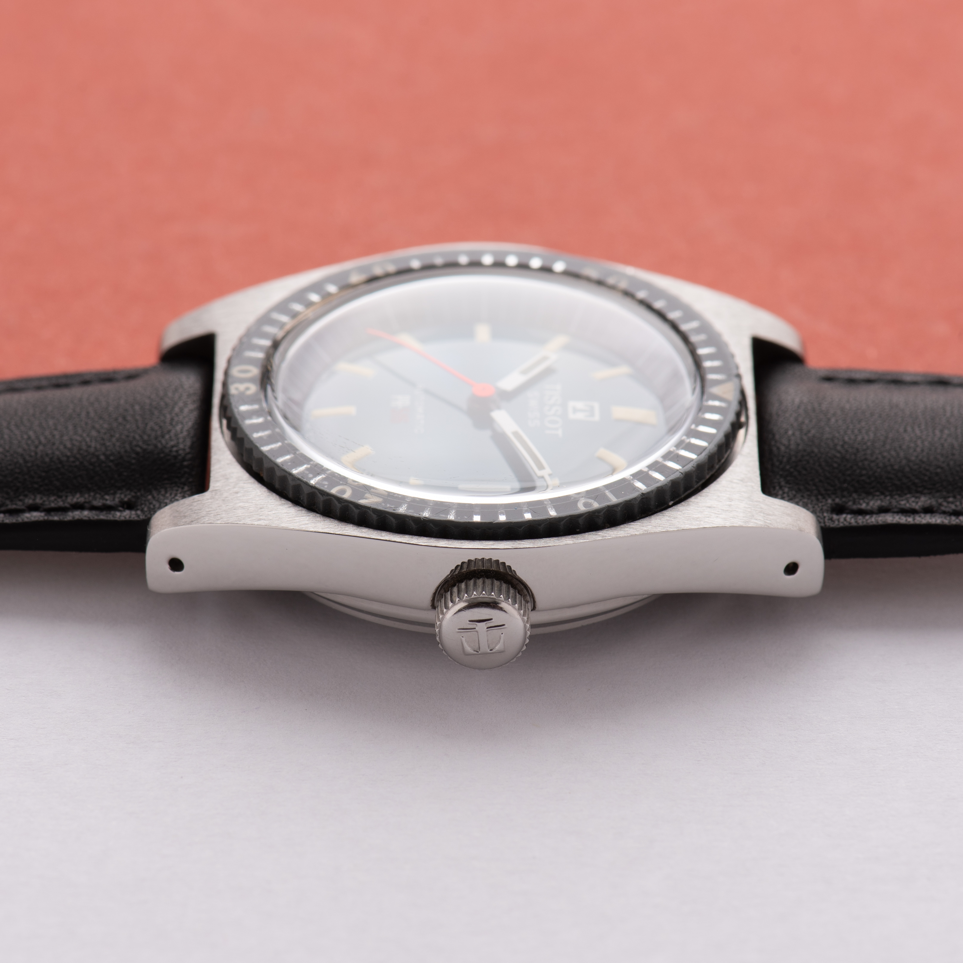 Zicht op Tissot Swiss Automatic PR516 Roger Moore Edition ref 44622-6X
