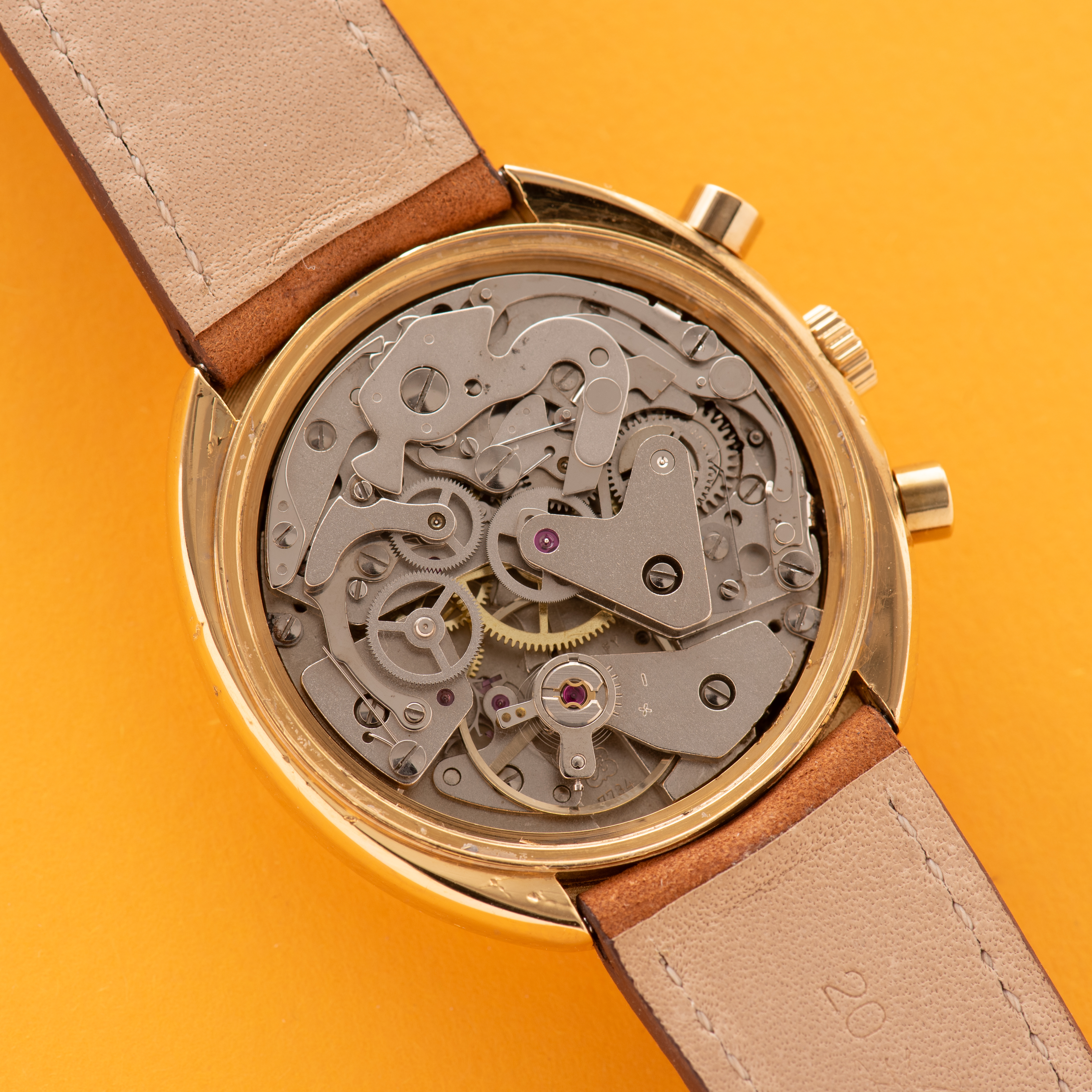Vue de Plymouth Chronographe incabloc 17rubis valjoux 7734