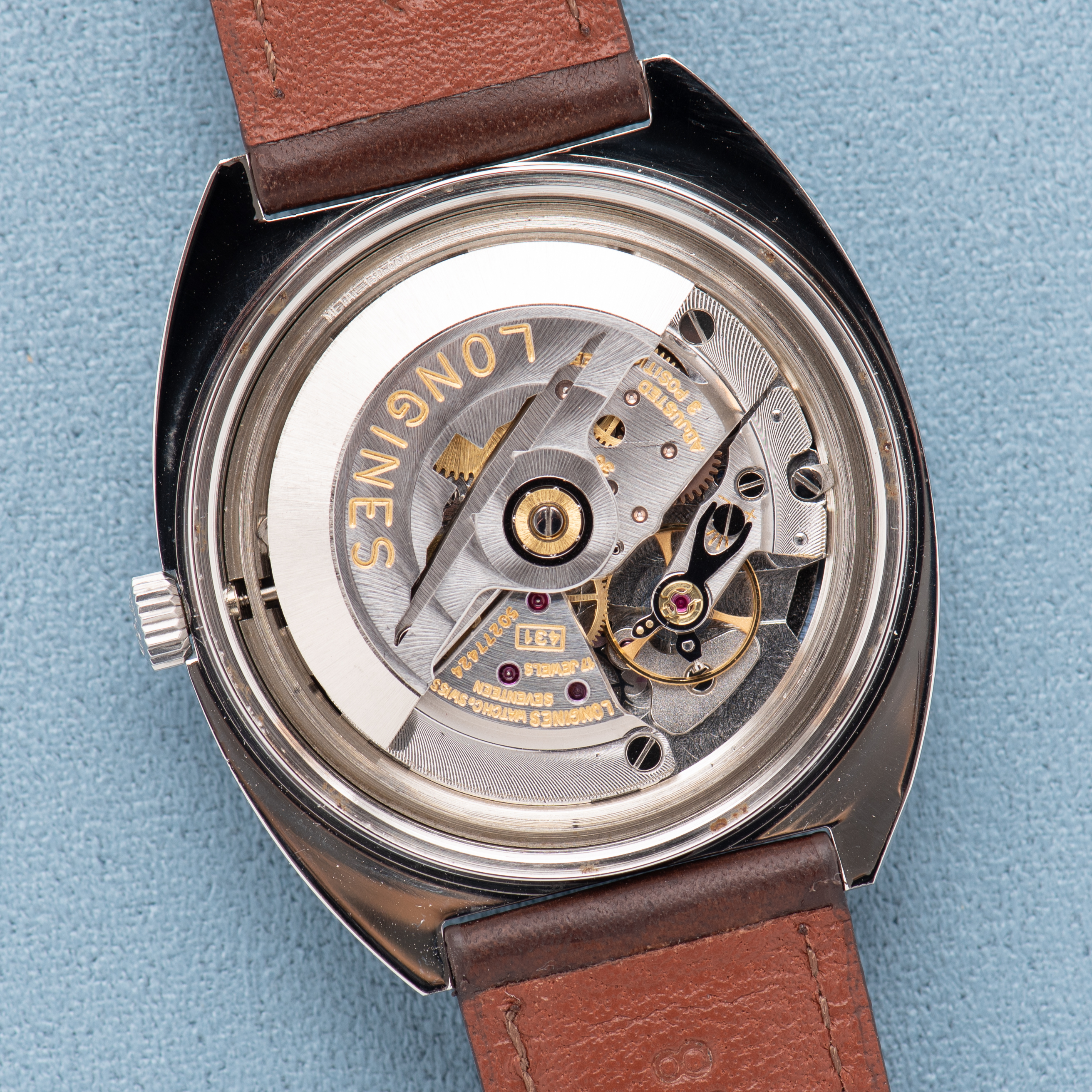 Zicht op Longines Automatic Blue Dial Réf 1529 1 6651 from 1970