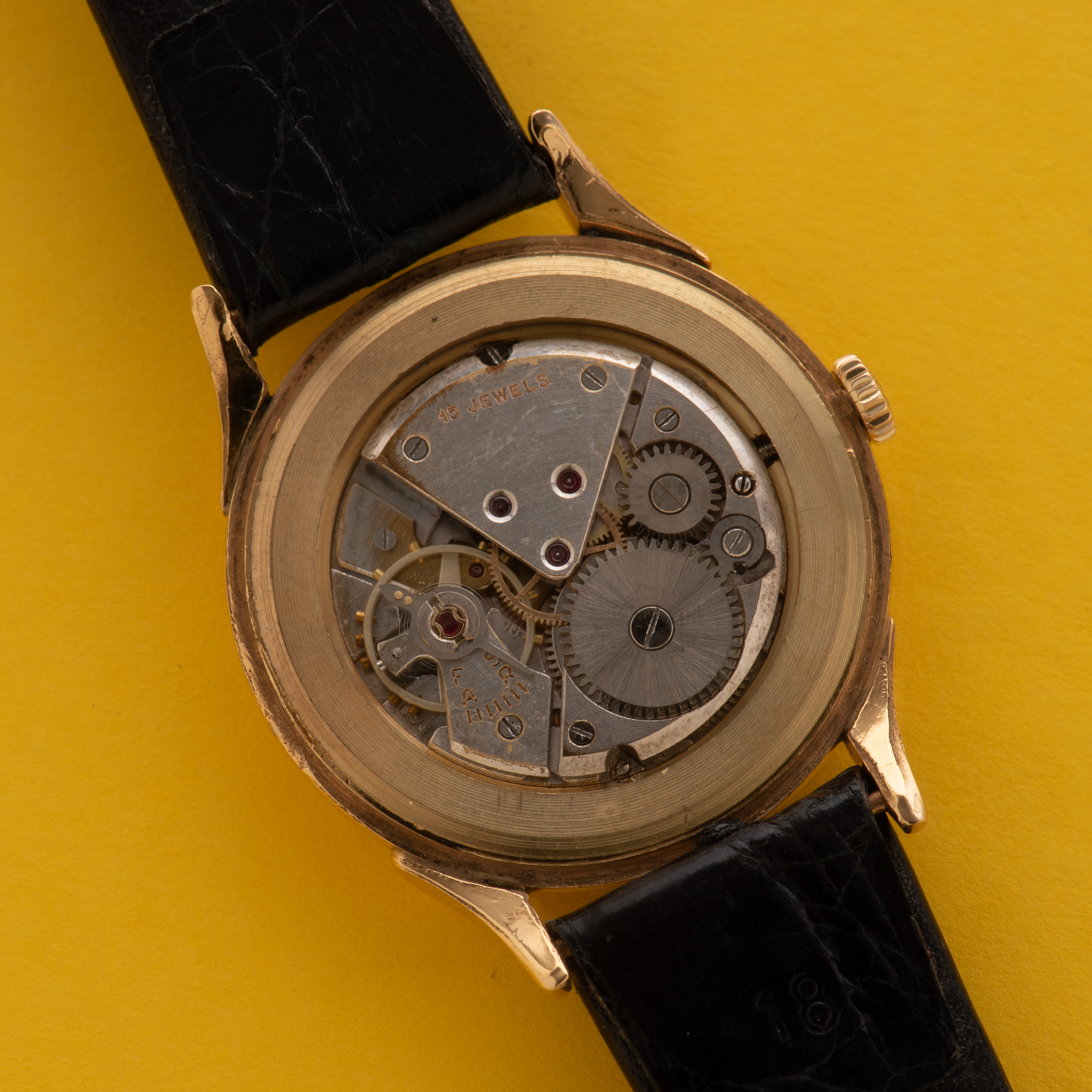Vue de Baume & Mercier Genève Incabloc mécanique