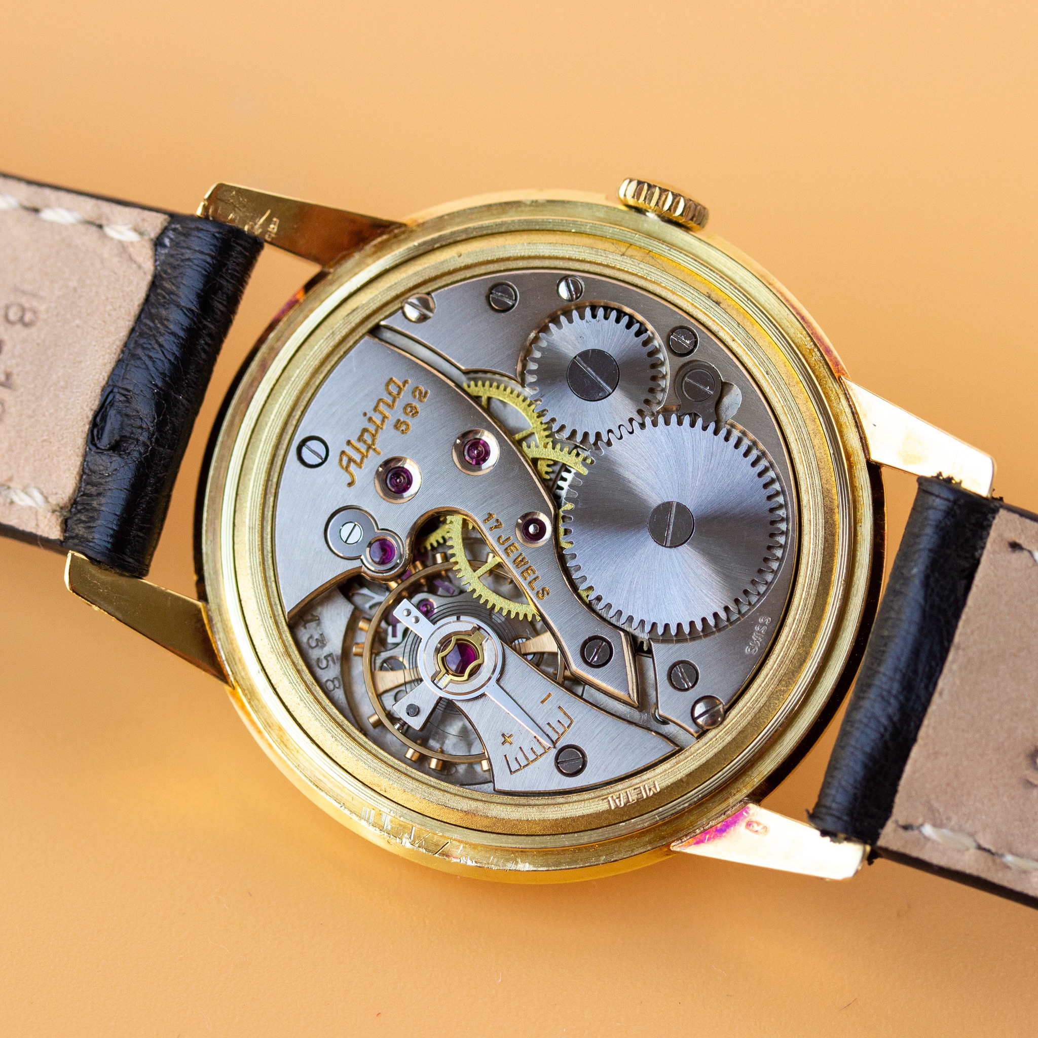 Vue de Alpina mécanique petite seconde 18K réf 178131 cal 592