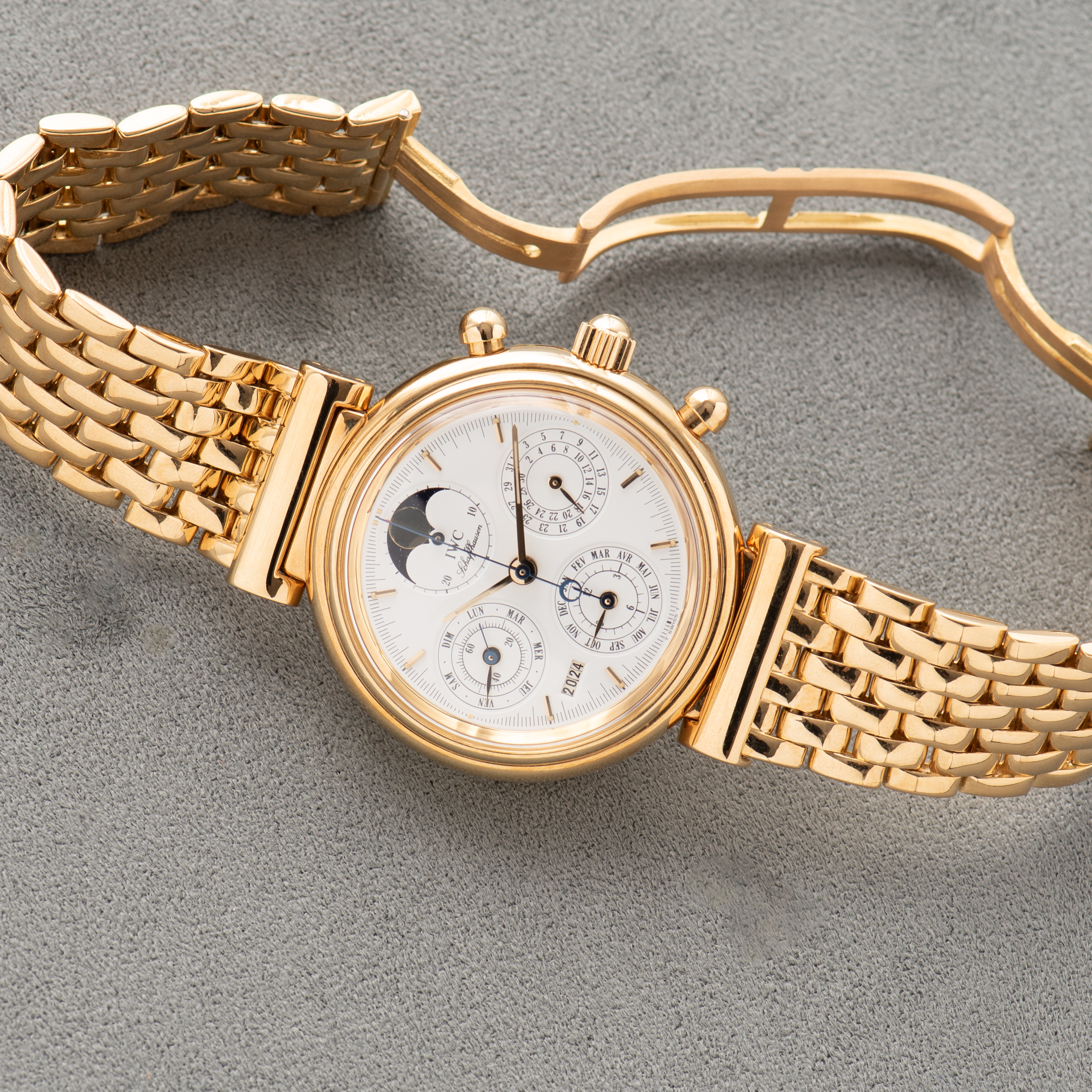 Zicht op IWC Da Vinci Perpetual Calendar Edition Speciale Ref IW3750 Goud 18k