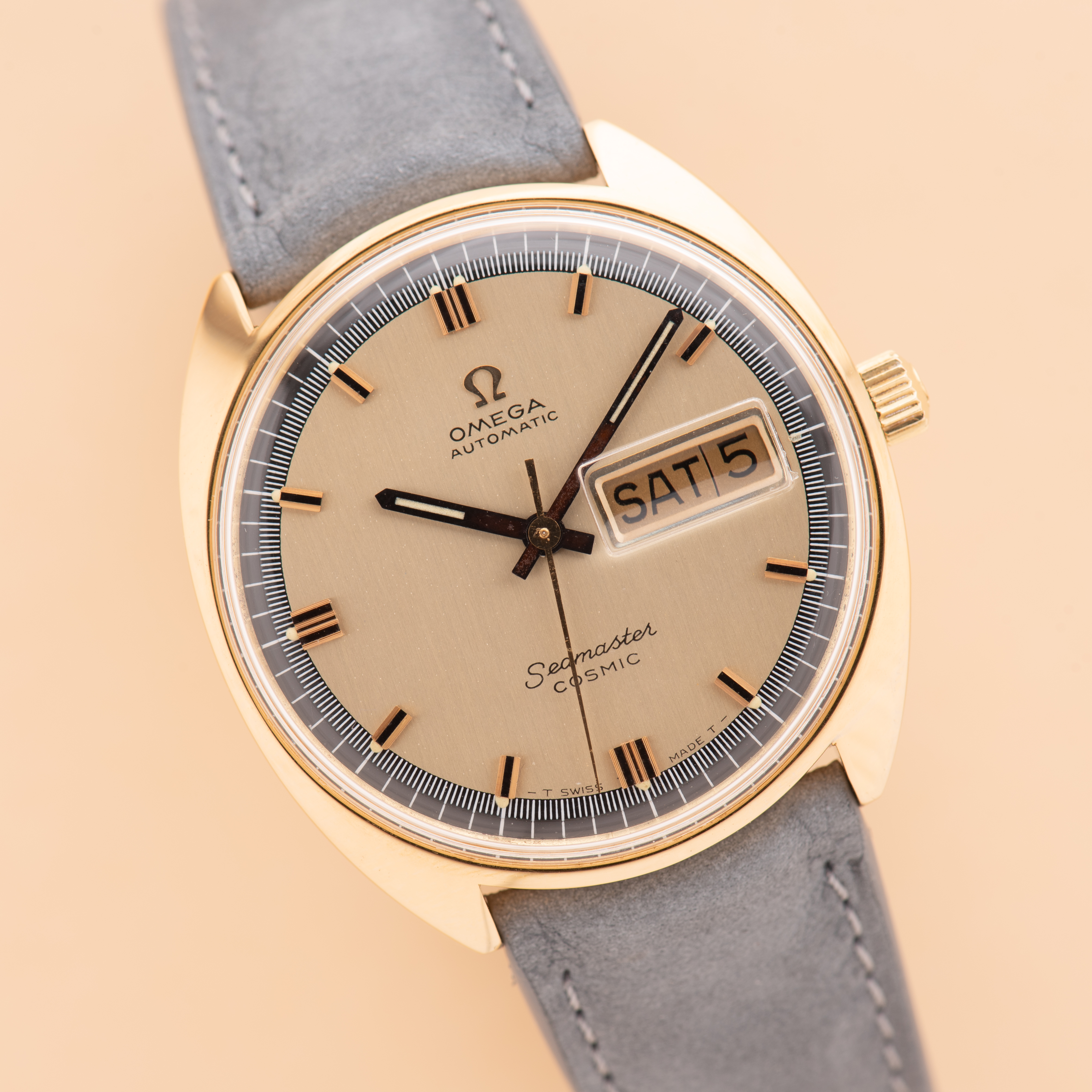 View of Omega Automatic Seamaster Cosmic ref 166.036 cal 752 from 1969