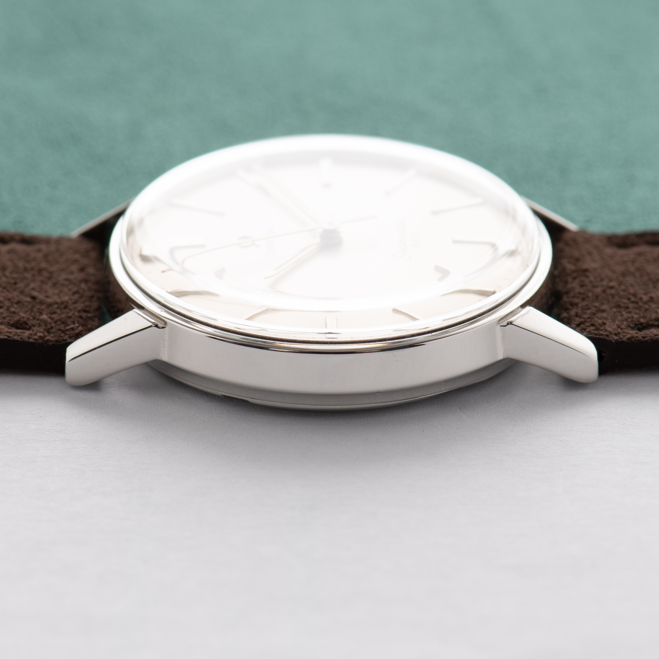 Vue de Omega Seamaster 600 réf 135.011 from 1964