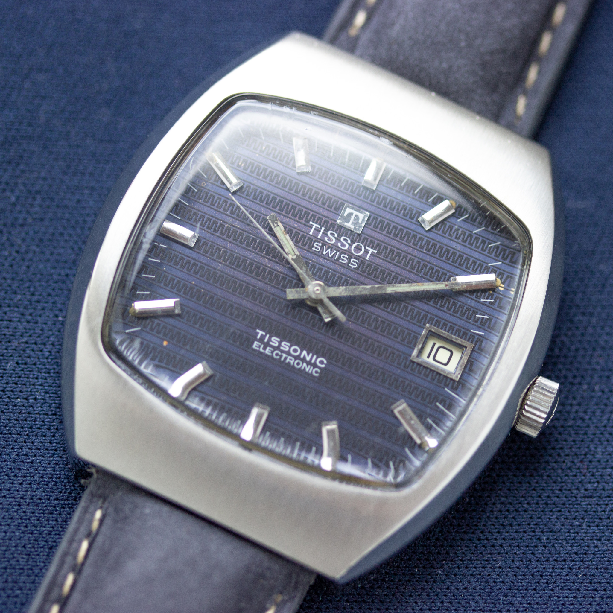 Zicht op Tissot Swiss Tissonic Electronic Cal 2010