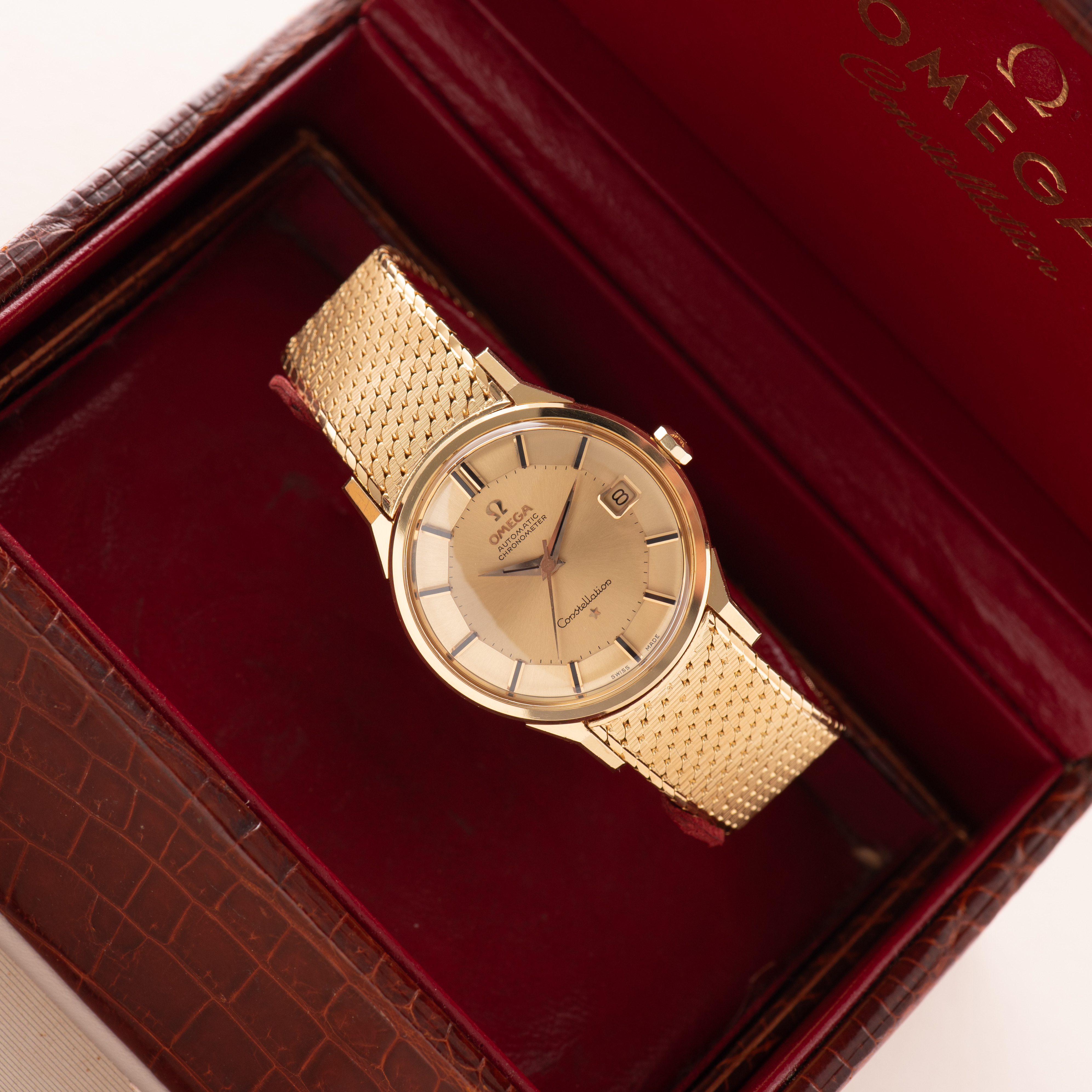 Vue de Omega Constellation Pie Pan 18K Gold Automatic FULL SET from 1962 Réf 168.005