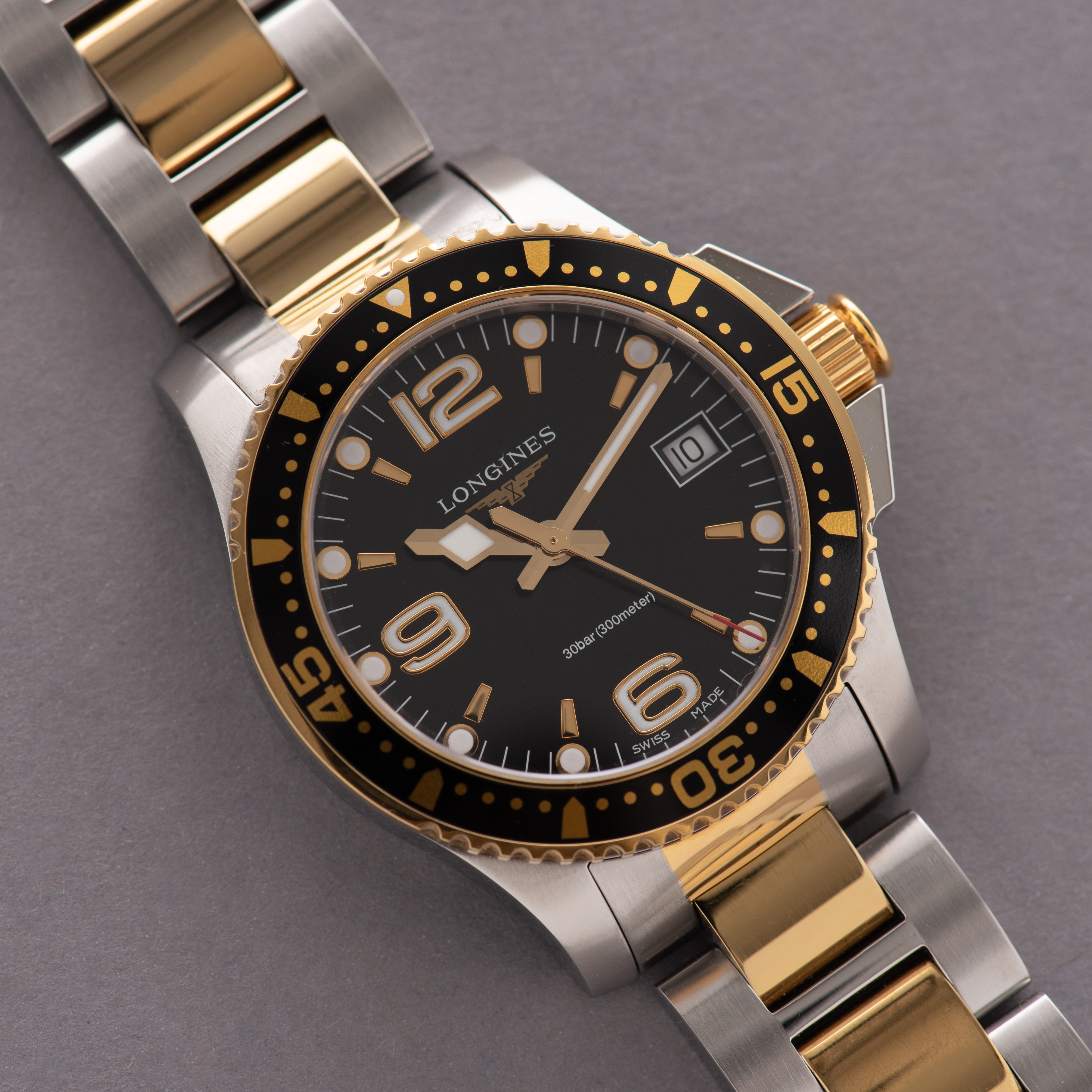 View of Longines HydroConquest L3.340.3 gold-plated/steel
