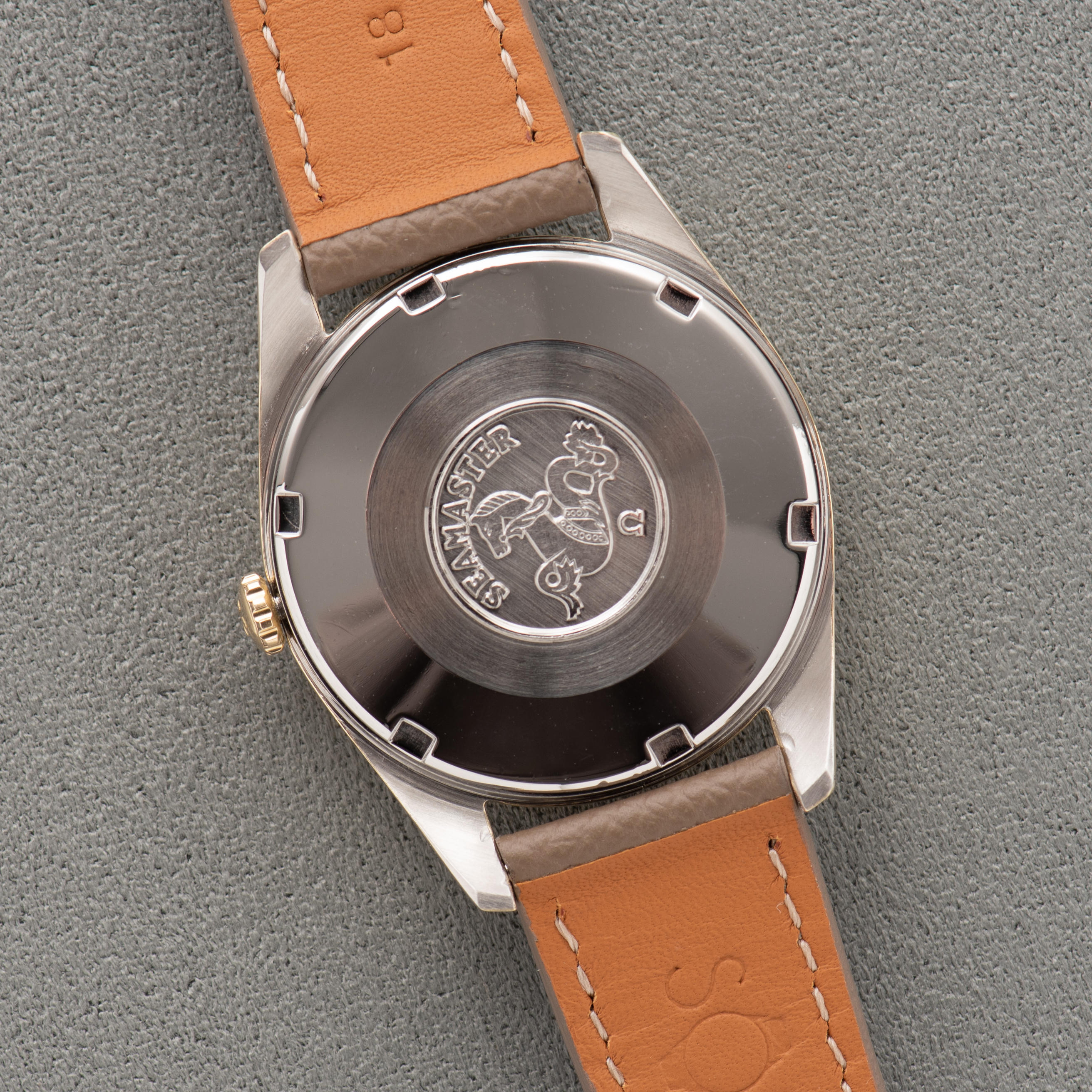 Vue de Omega Automatic Seamaster Réf 166.010 Cal 562 from 1964