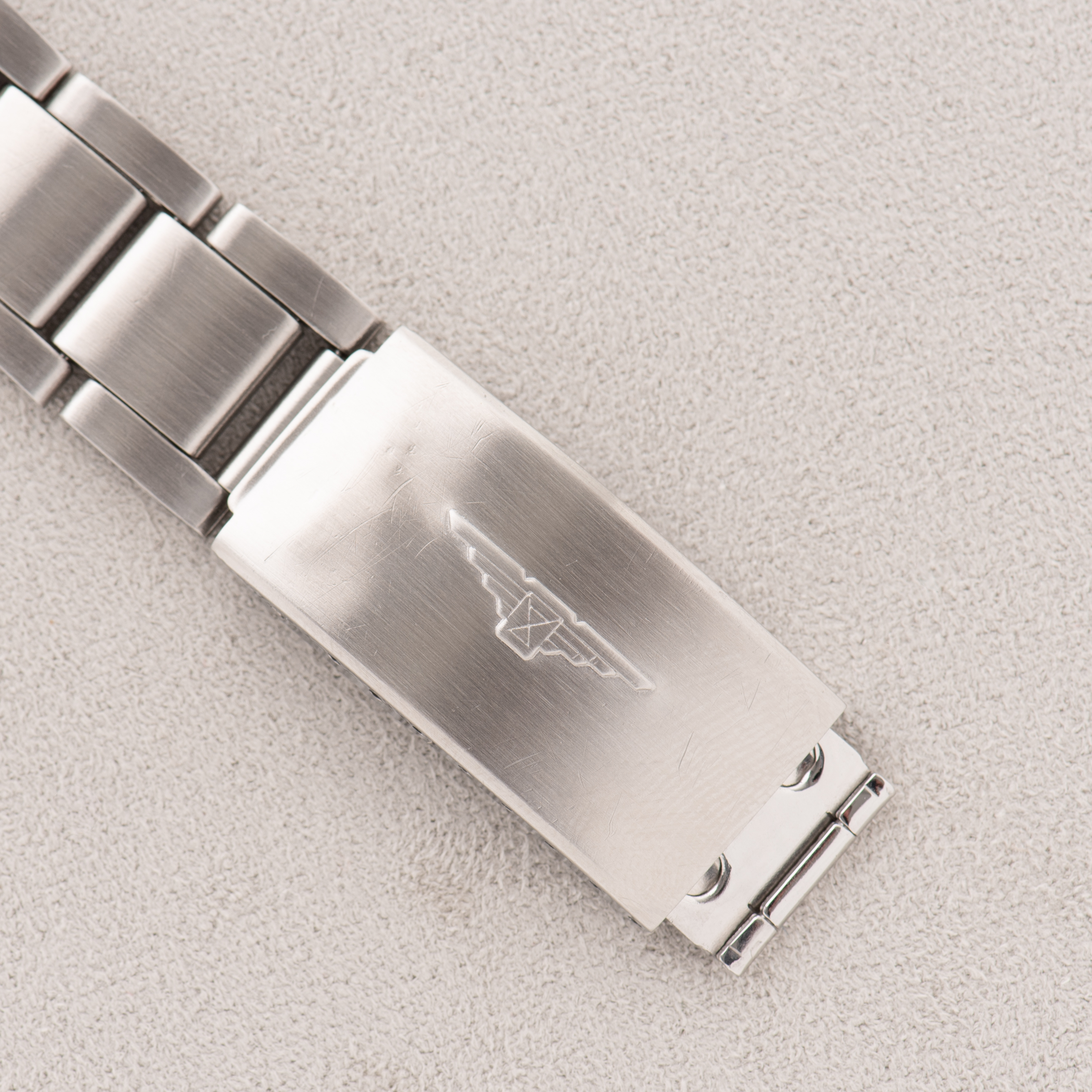 View of Longines Conquest Jumbo Automatic Réf 1568-1 636 cal L636.5