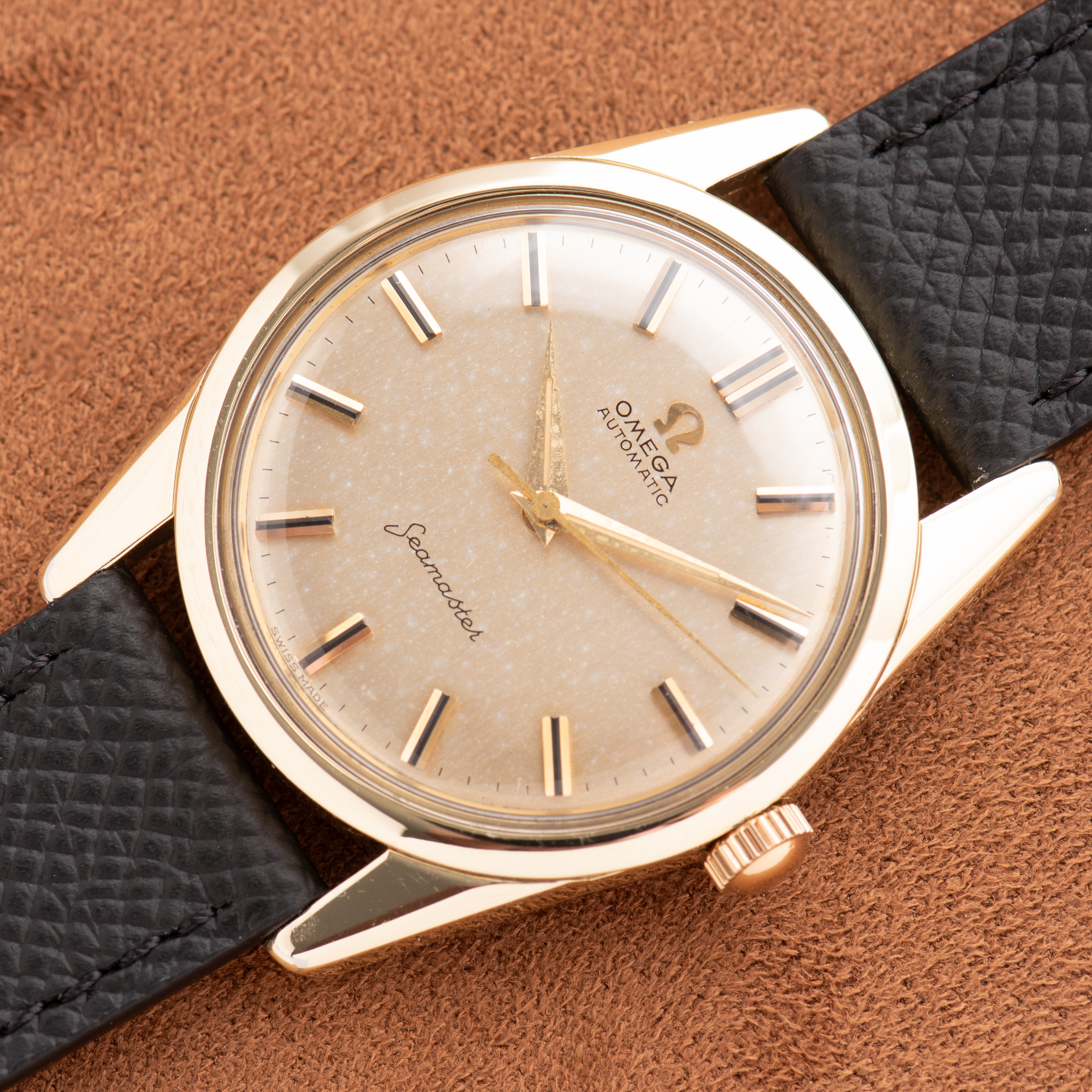Vue de Omega Automatic Seamaster réf 14700.4 SC from 1961