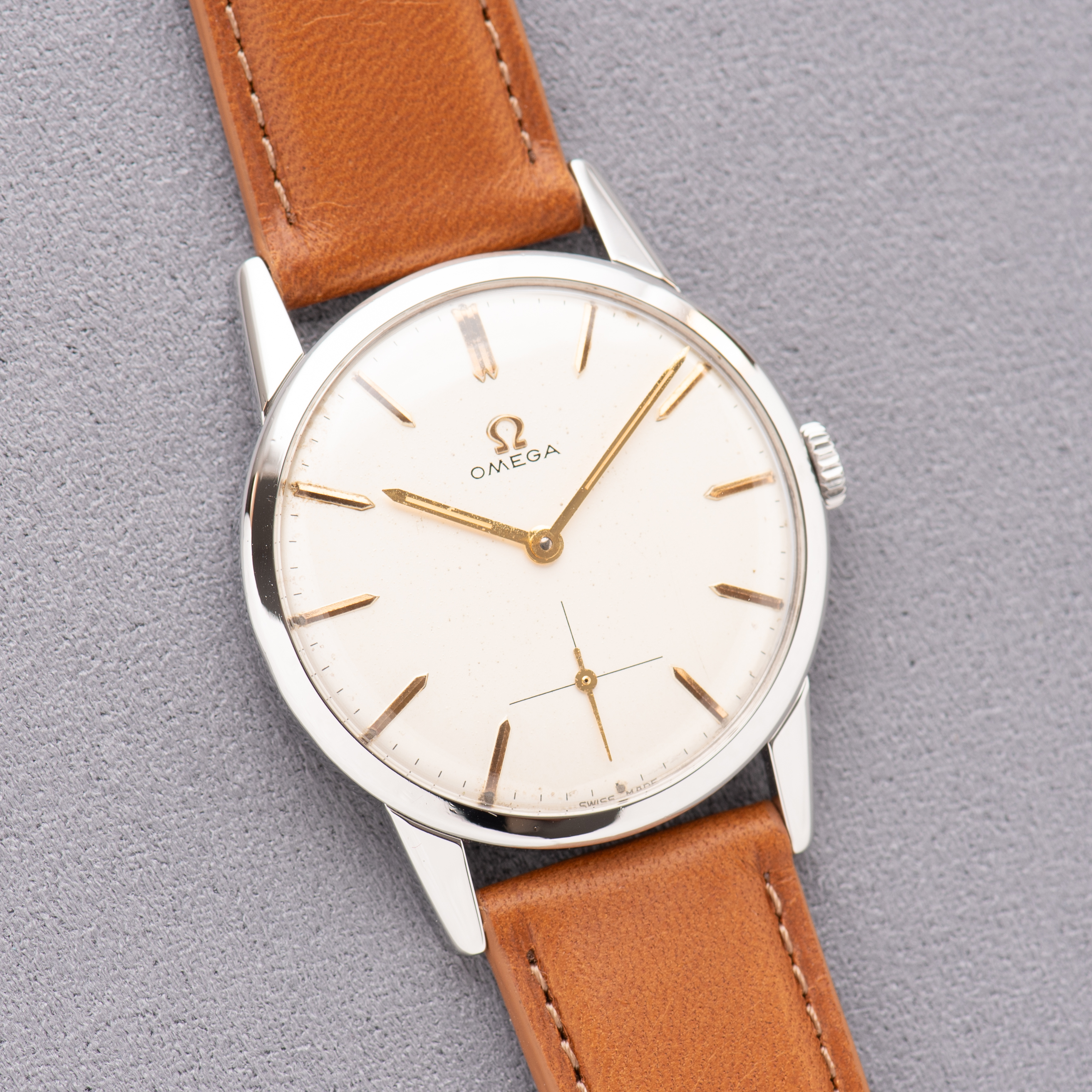 View of Omega Dress Watch Small Second Steel – Calibre 269 – Réf. 121.003 – 1963