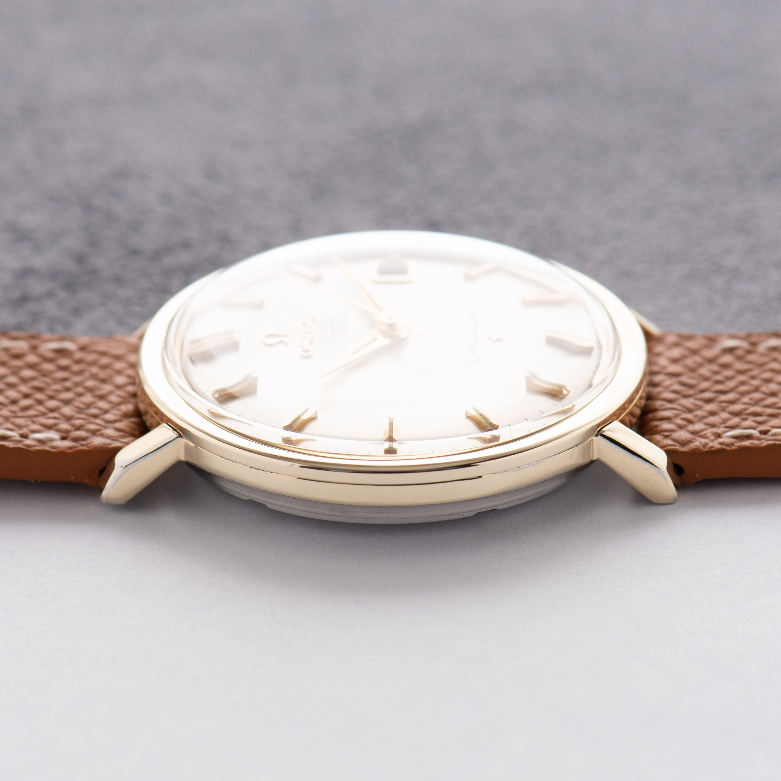 Zicht op Omega Automatic Chronometer Officially Certified Constellation réf 168.004