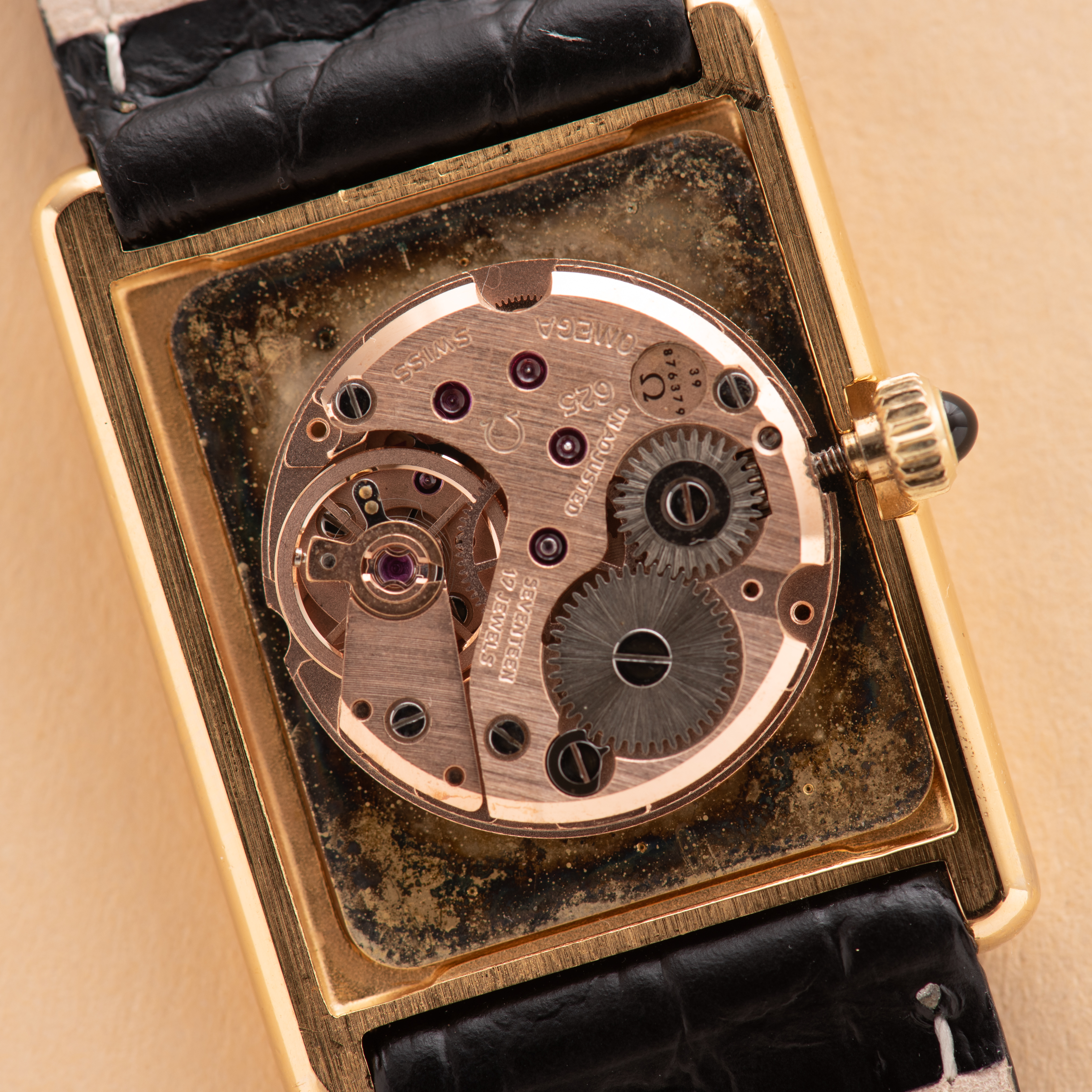 View of Omega De Ville Classique Ref 511.0404 from 1975