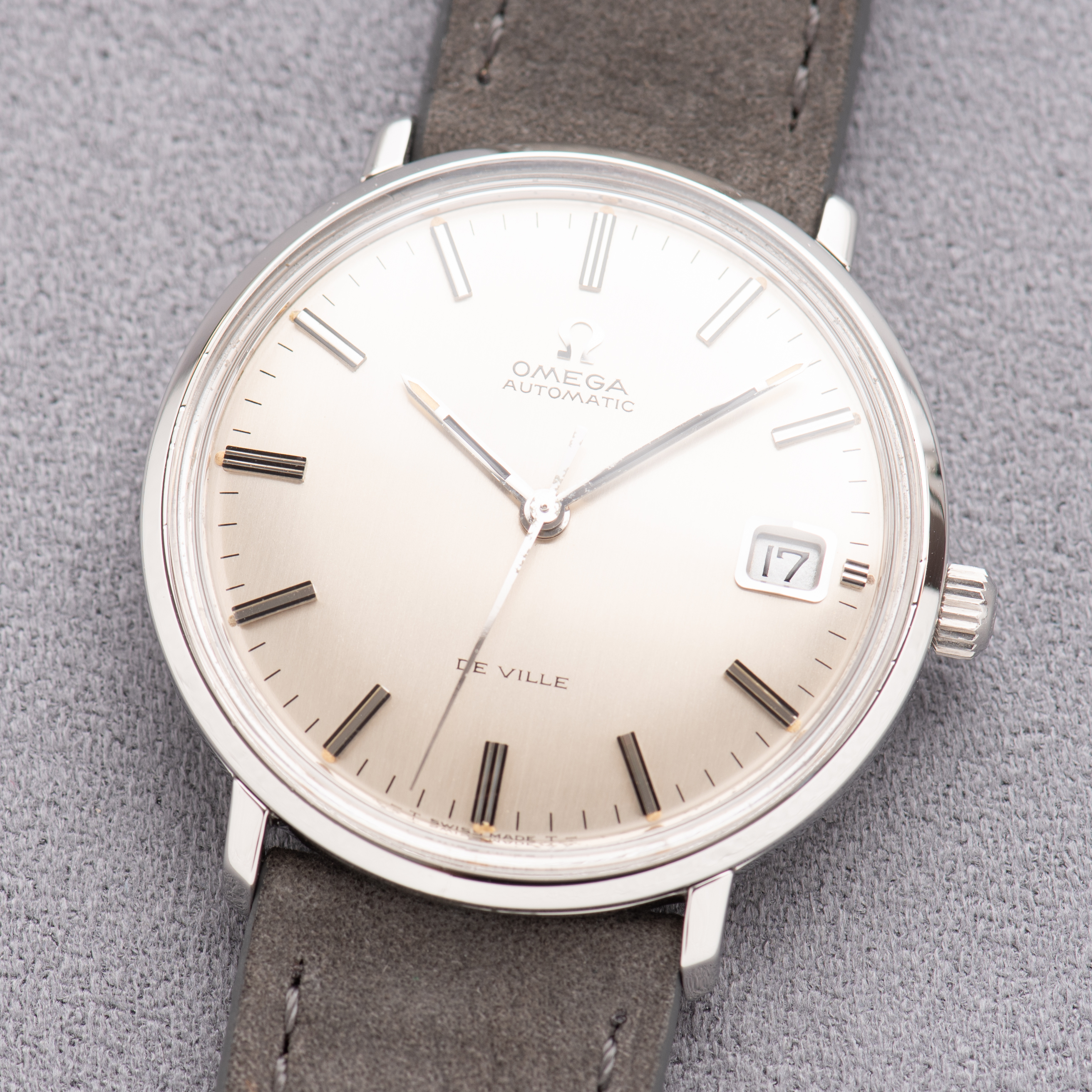 Zicht op Omega De Ville Automatic Monobloc Steel – Ref. 166.033 – 1968