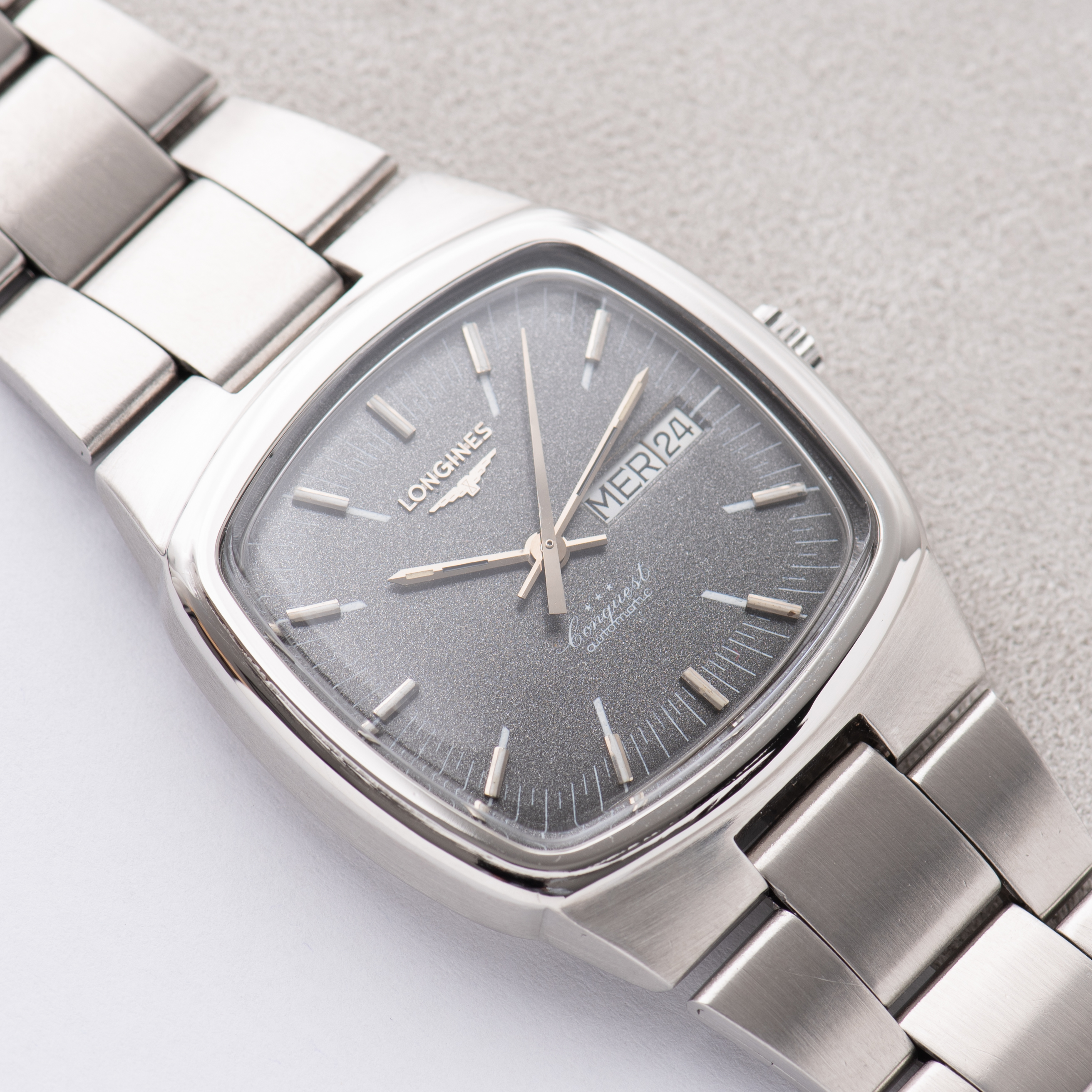 View of Longines Conquest Jumbo Automatic Réf 1568-1 636 cal L636.5
