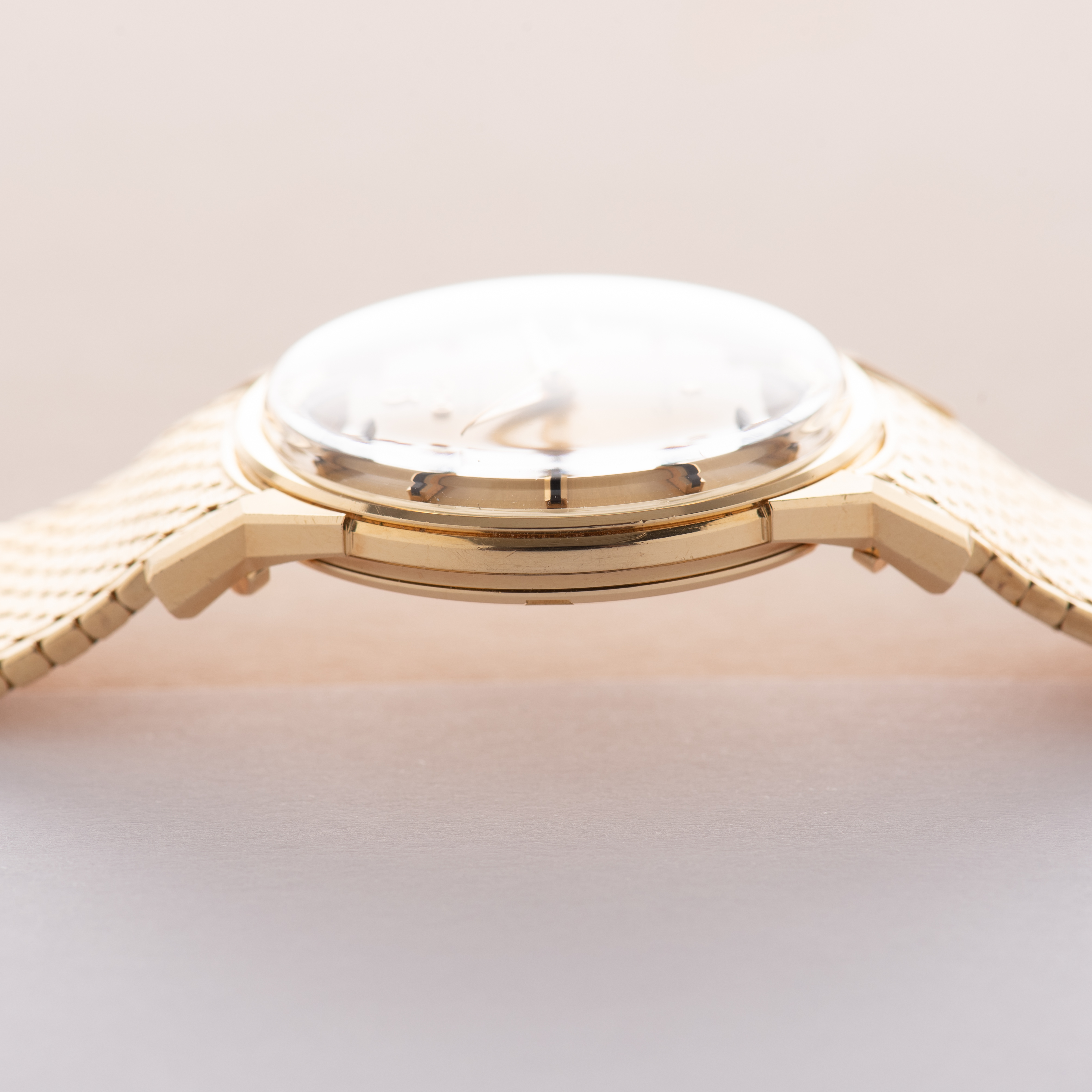 Vue de Omega Constellation Pie Pan 18K Gold Automatic FULL SET from 1962 Réf 168.005
