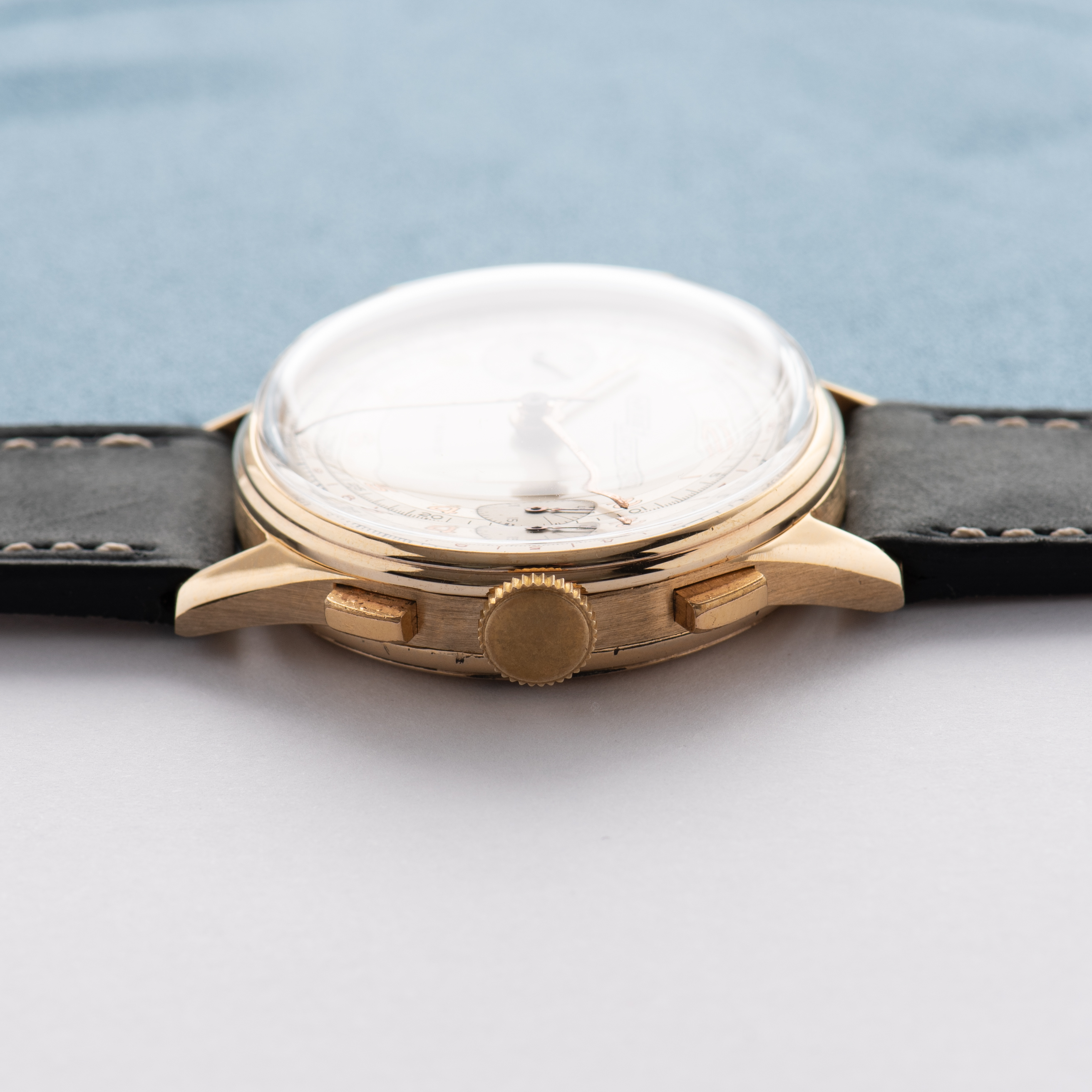 View of Nicolet Watch Chronograph 17rubis Gold Plated Landeron 39