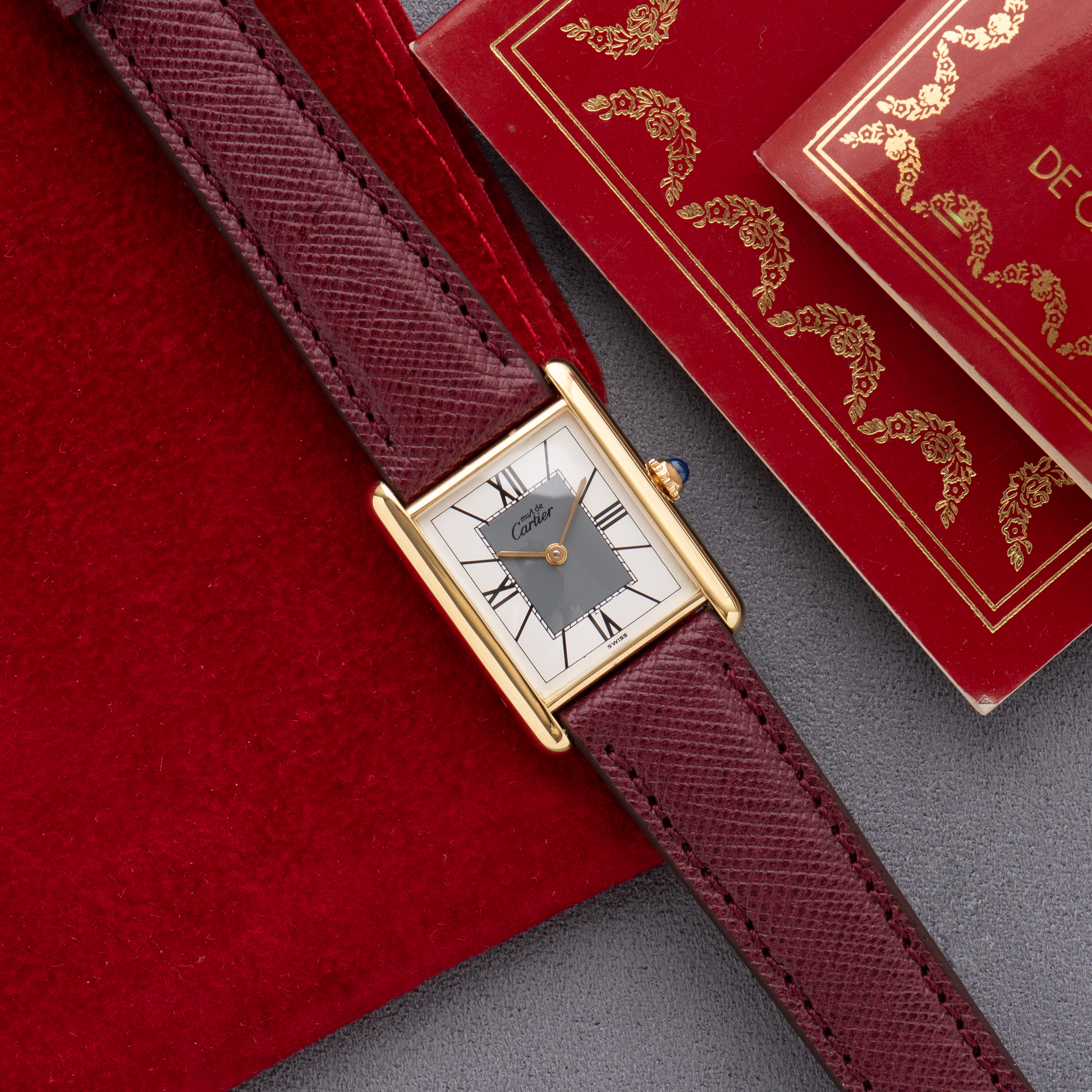 View of Cartier Tank De Must Vermeil GM Full Set Réf 590005