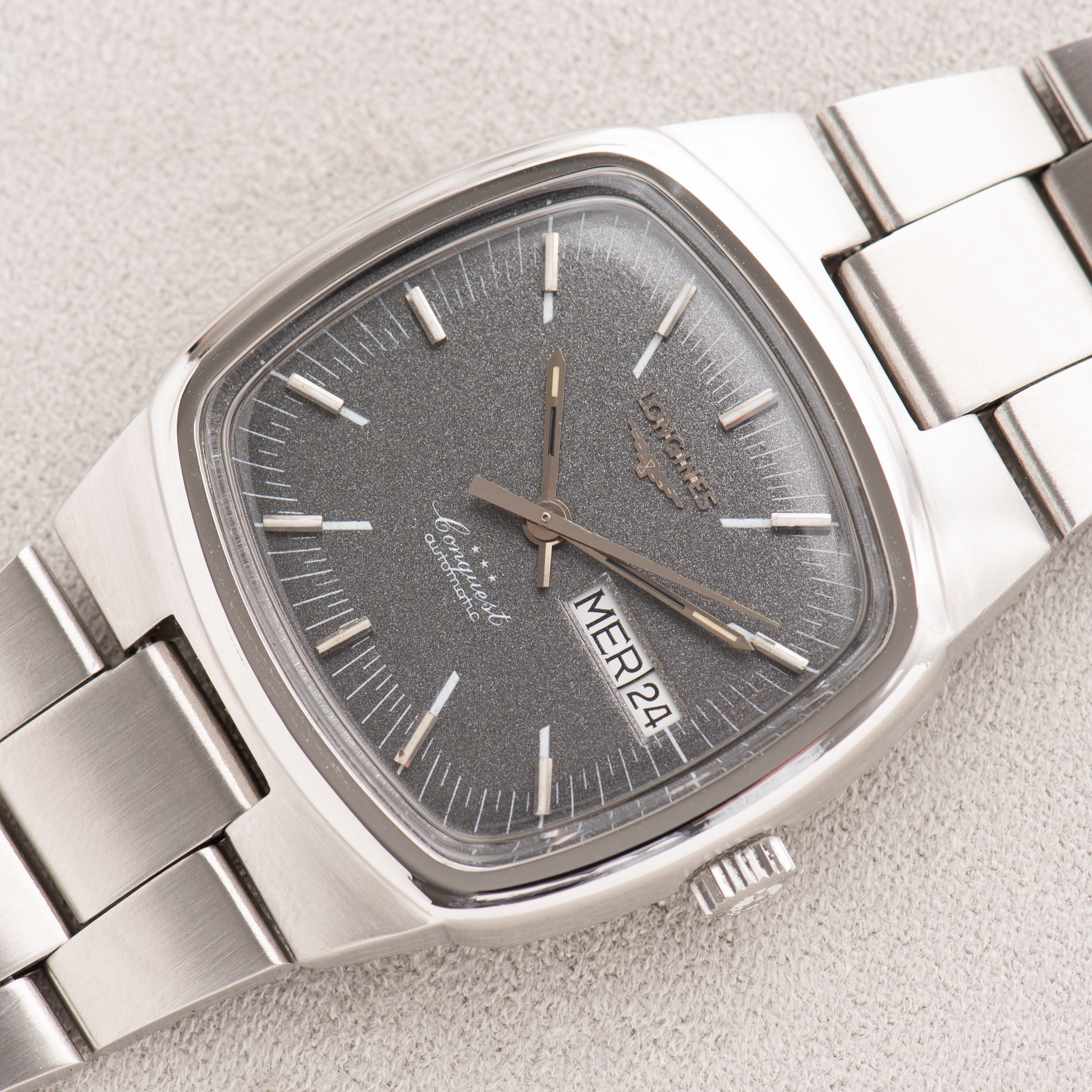 View of Longines Conquest Jumbo Automatic Réf 1568-1 636 cal L636.5