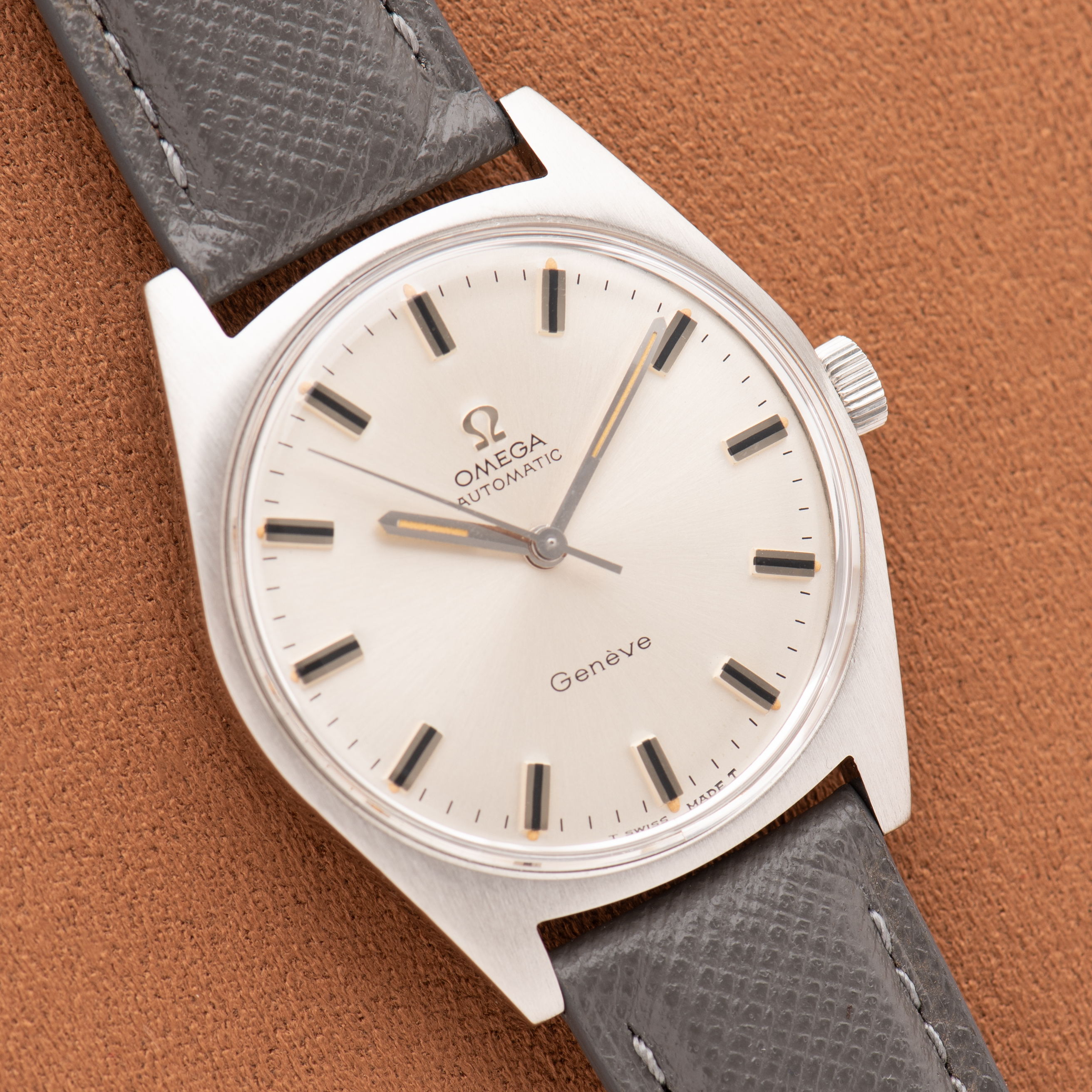 View of Omega Automatic Genève Silver Dial ref 165.041 from 1968
