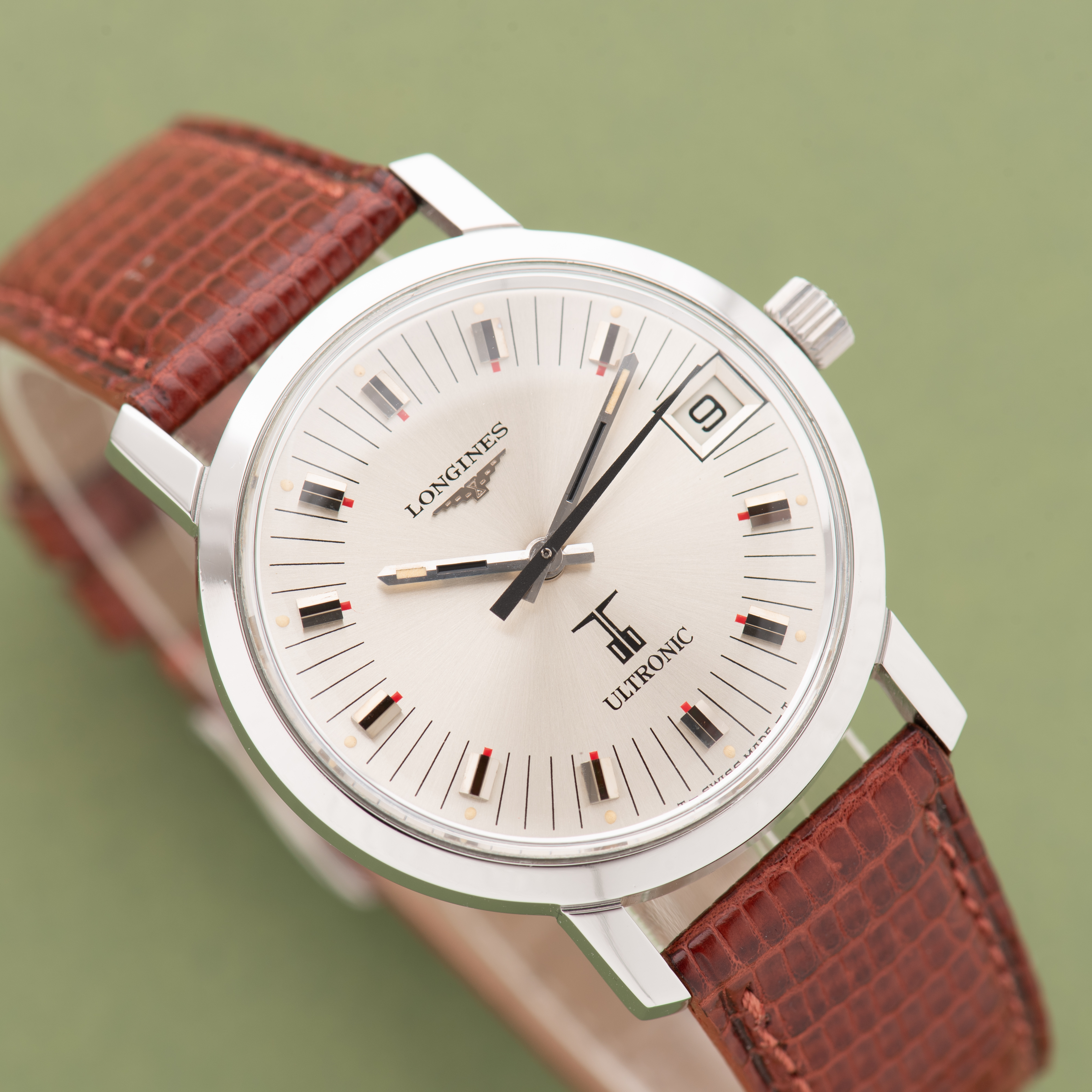 Zicht op Longines Ultronic ref 8623-1 cal 6312