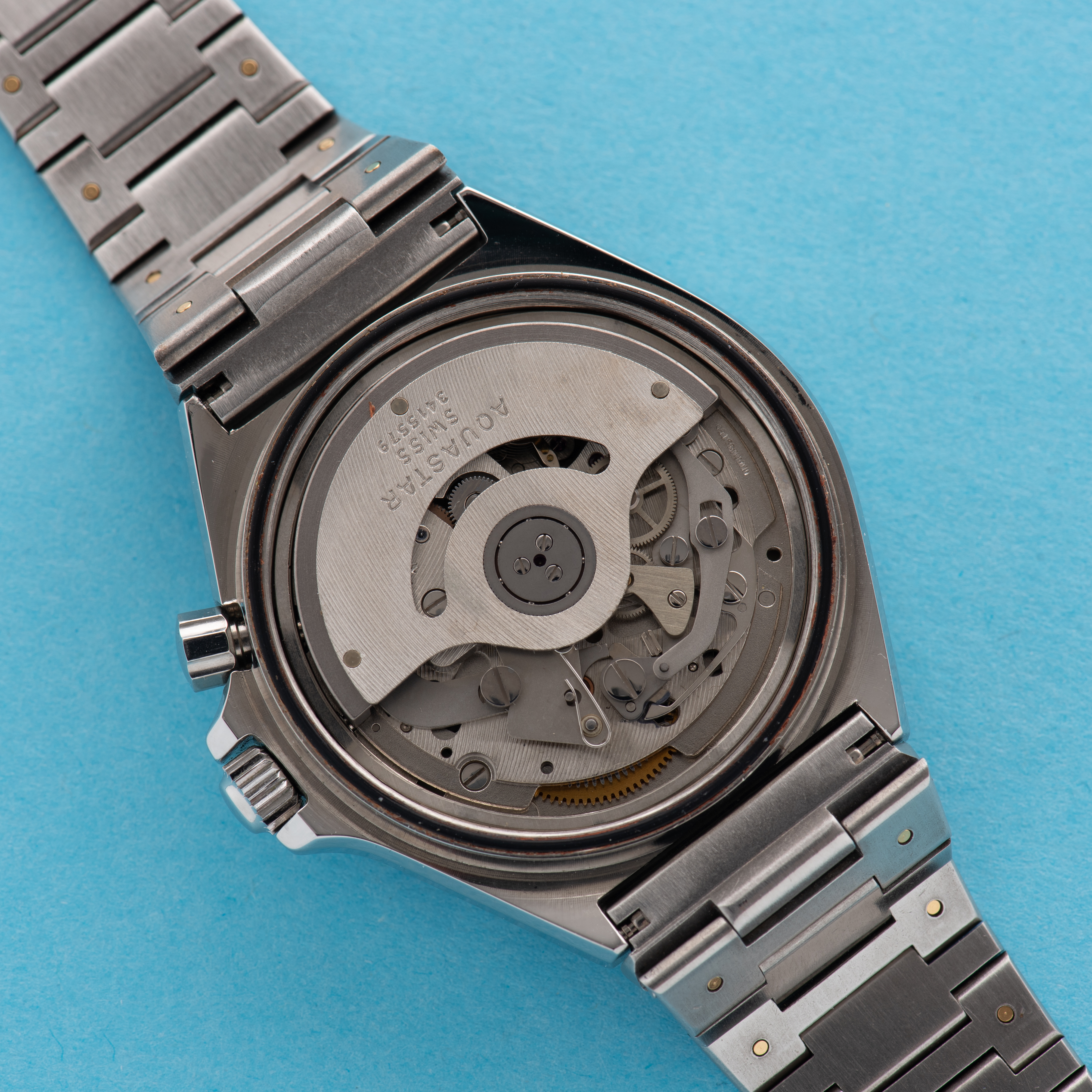 Zicht op Aquastar Geneva Regate Newport ref 9856 New Old Stock
