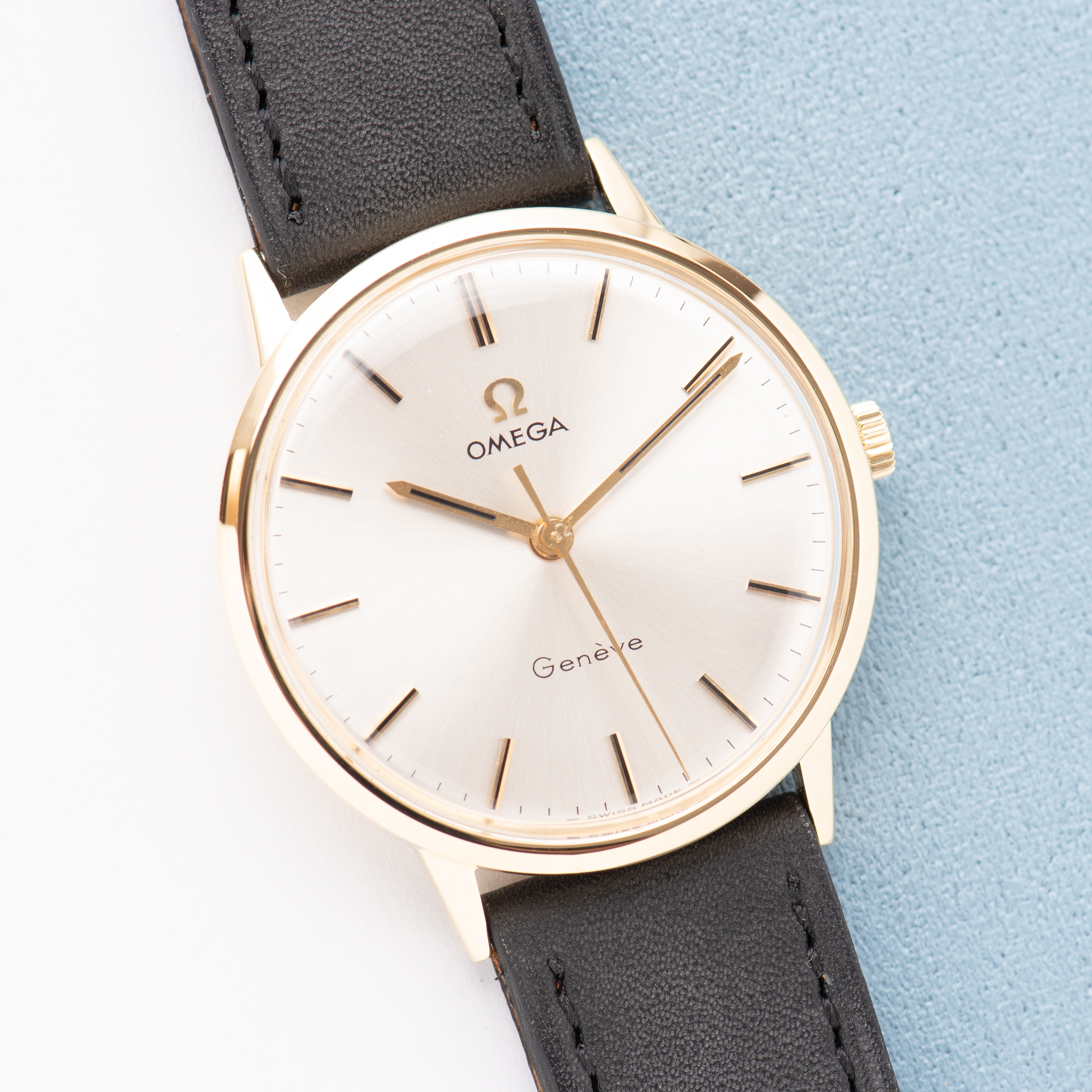 View of Omega Geneva Dress Watch 18K Yellow Gold – Ref. 131.041 – 1969
